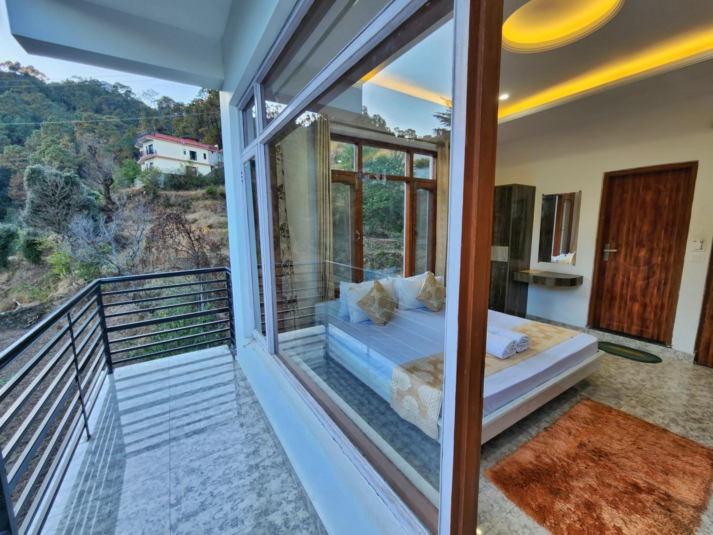 Solitude Inn by Epic Hospitality view 4
