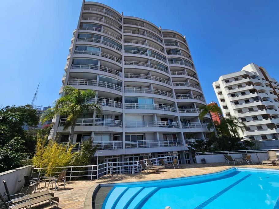 Apto completo super confortável e moderno próximo Metro Vila Madalena