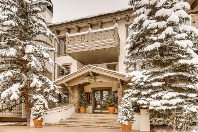 Villa Cortina 330 by East West Hospitality view 4