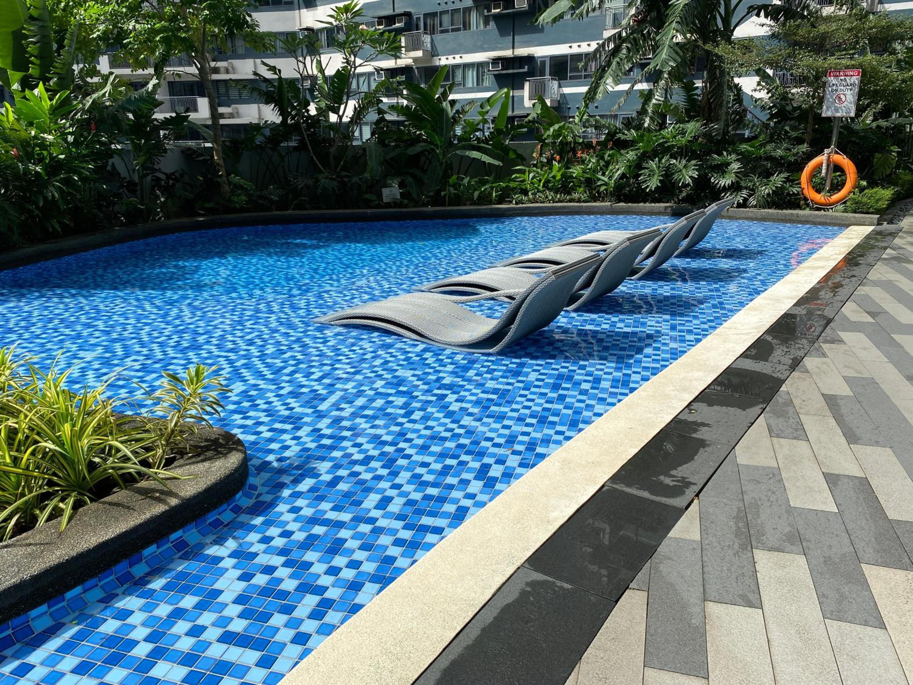 Air residence Fantasy Sophisticated Chic Family living 300 Mbps Fast view 4