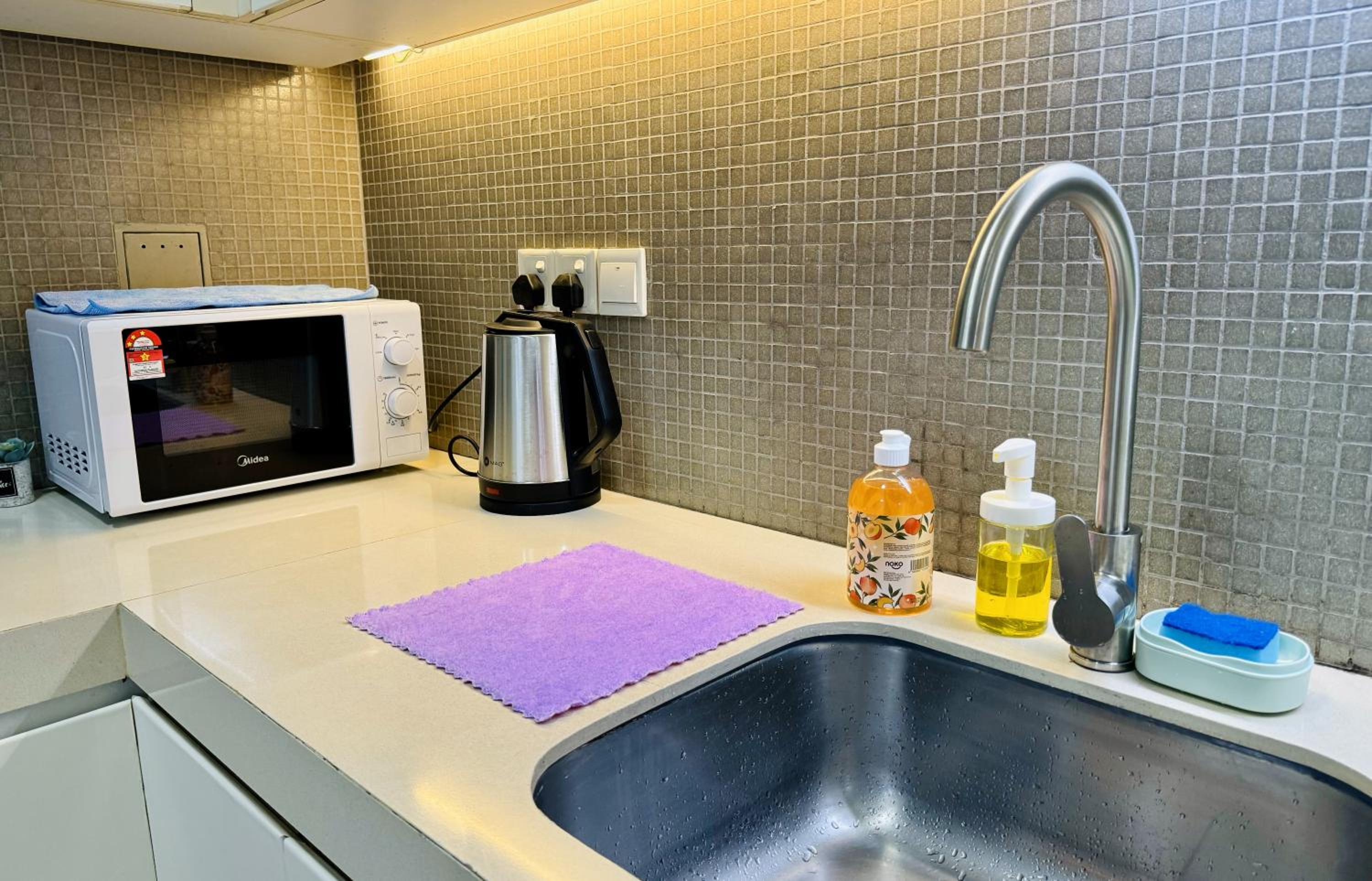 Heart of KL Near Bukit Bintang MRT& Pavillion KL 1 to 6pax