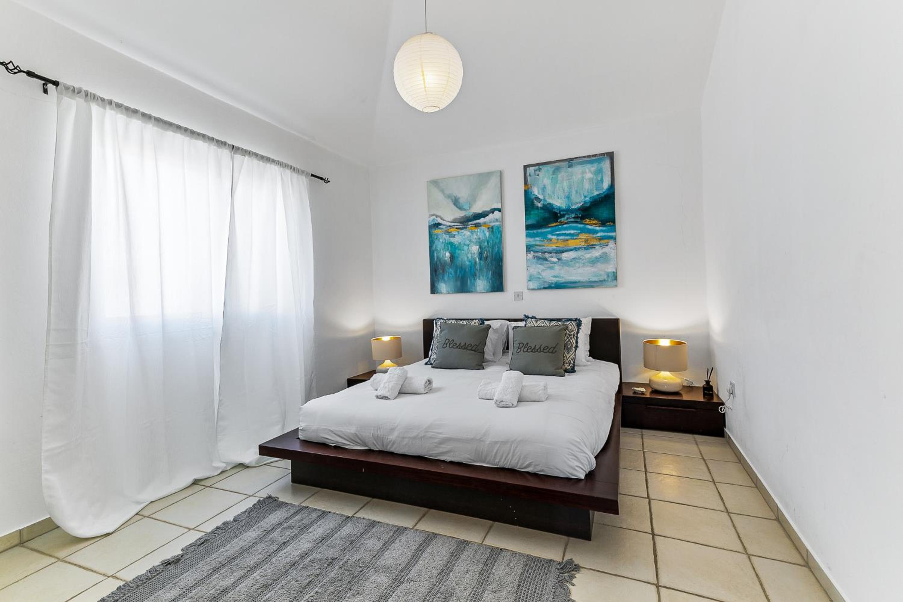 Limnaria Gardens Beautiful Apartment by VICHY Holidays