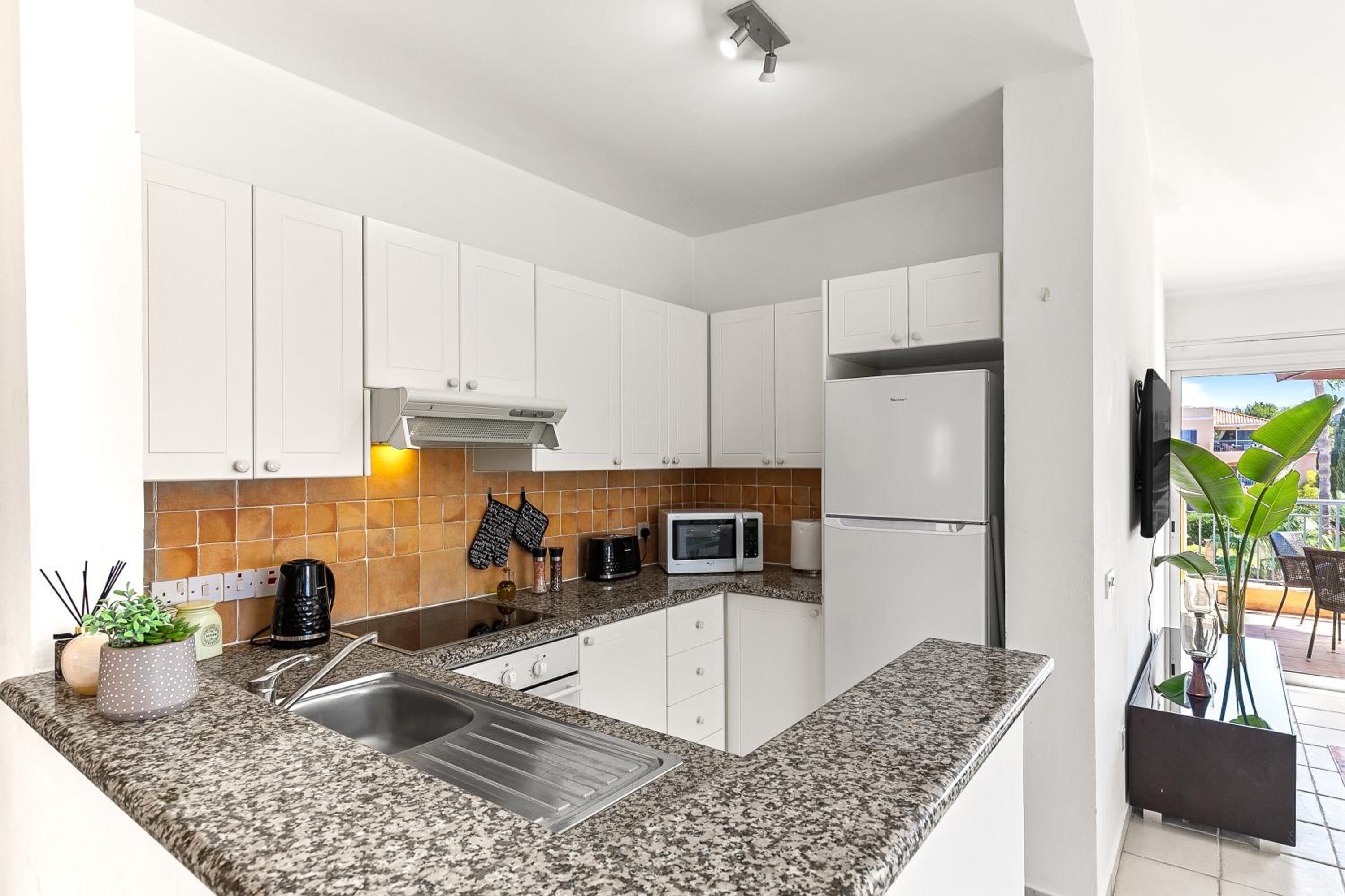 Limnaria Gardens Beautiful Apartment by VICHY Holidays