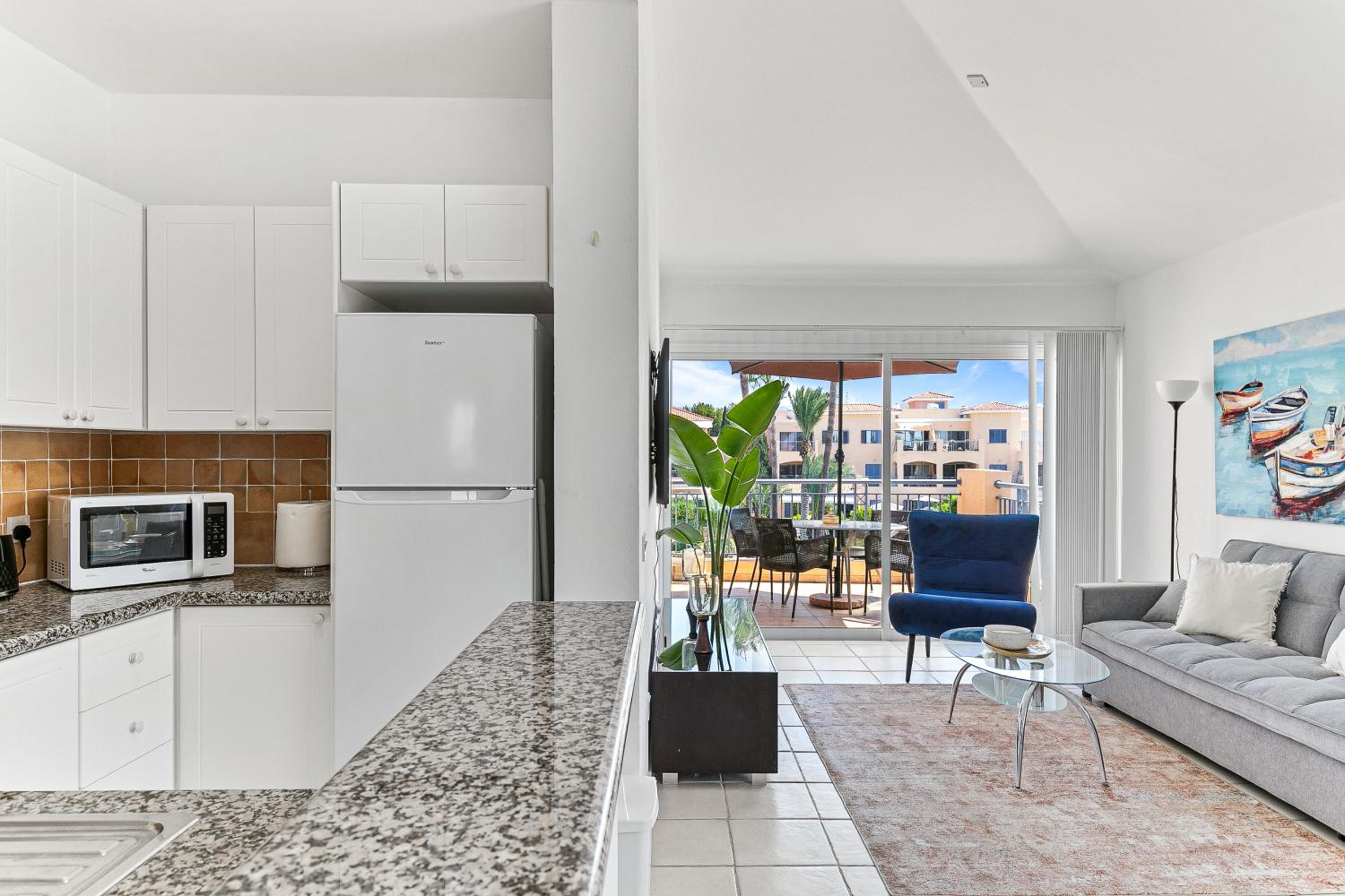 Limnaria Gardens Beautiful Apartment by VICHY Holidays