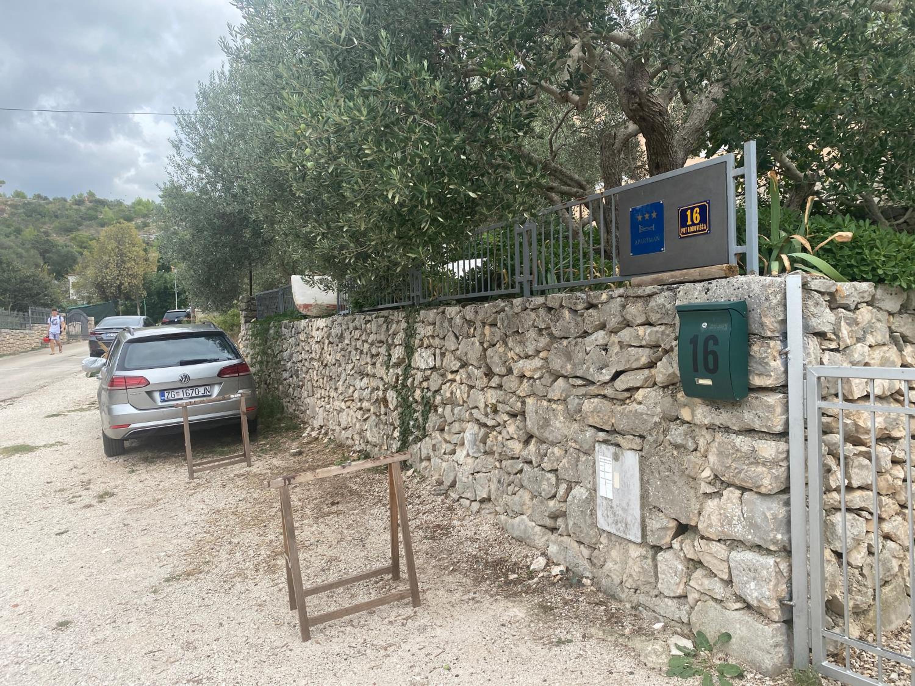 Photo 26