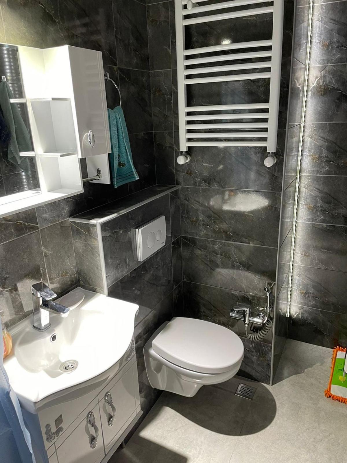 Batumi Apartment Gerbera
