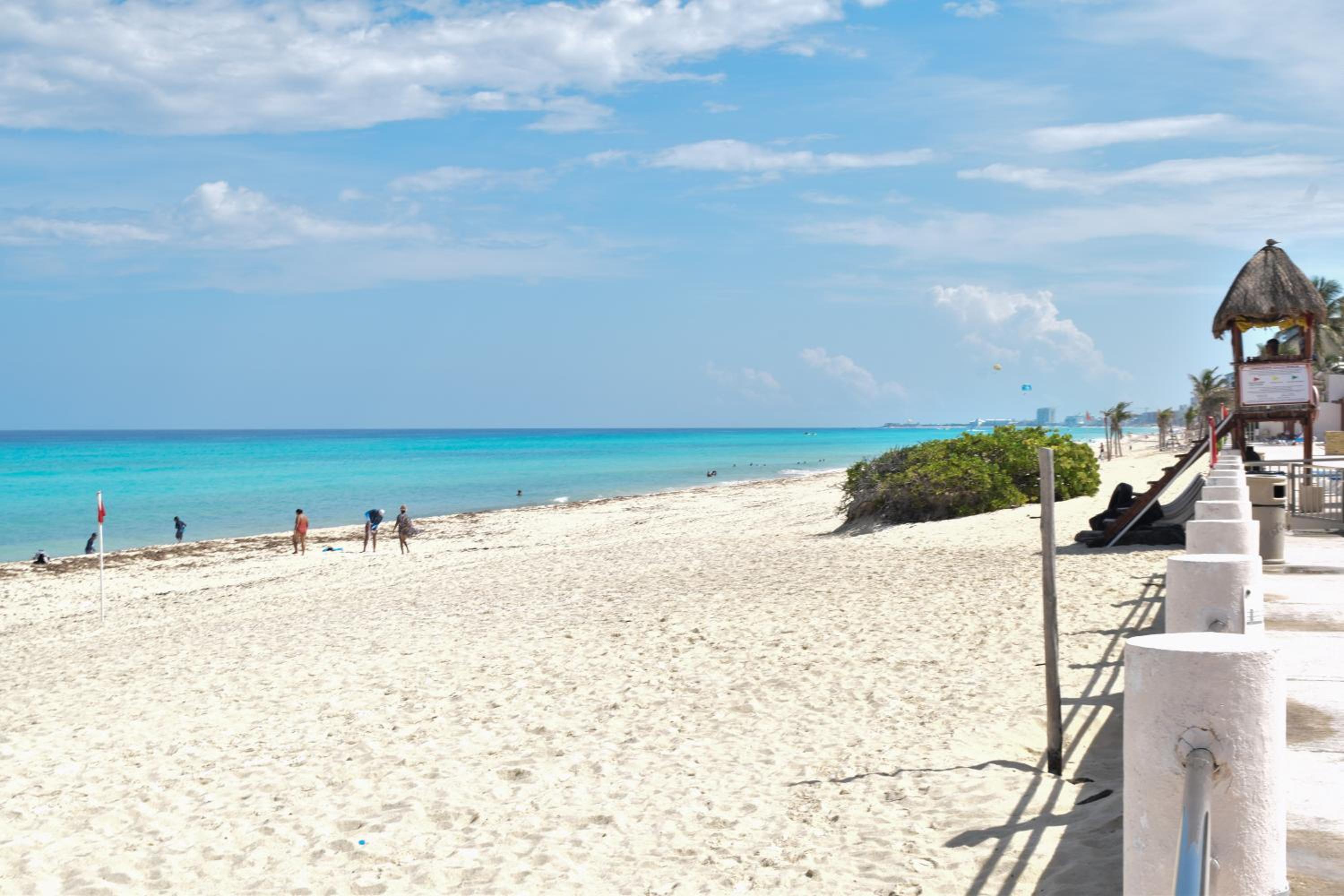 Beachfront apartment Marlin Villa 107