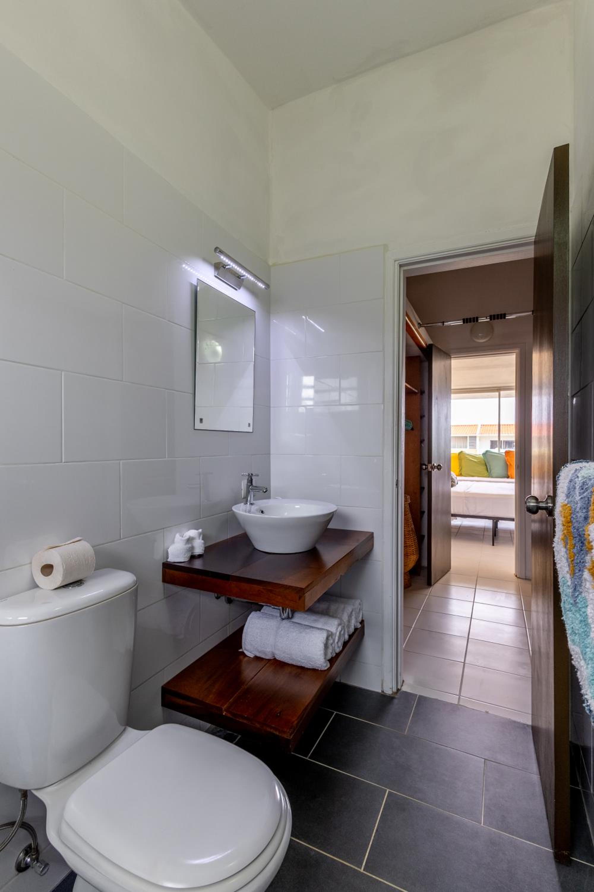Lighthouse Beach Resort with Ocean View