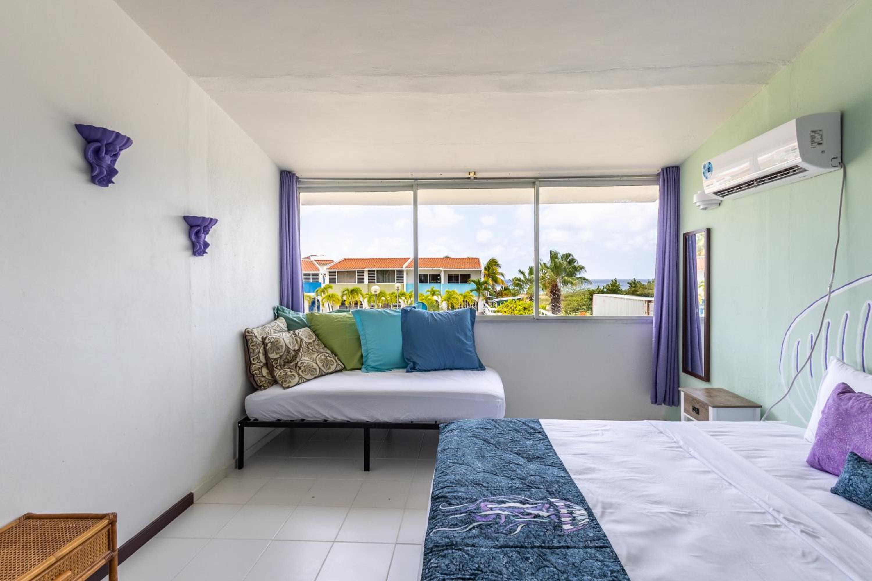 Lighthouse Beach Resort with Ocean View
