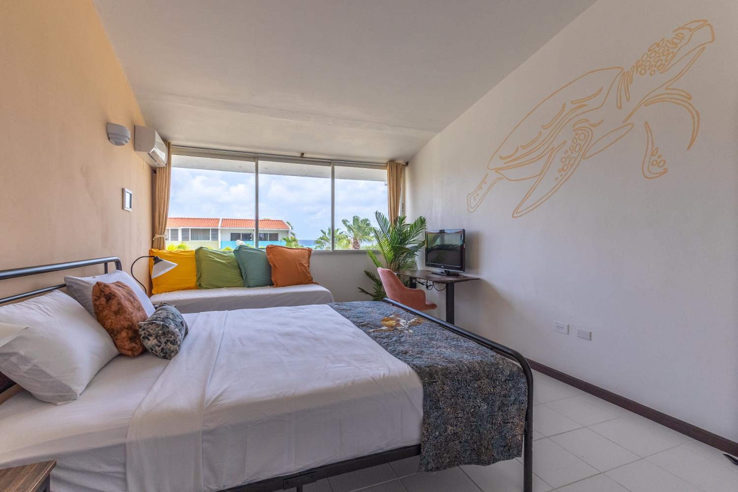 Lighthouse Beach Resort with Ocean View