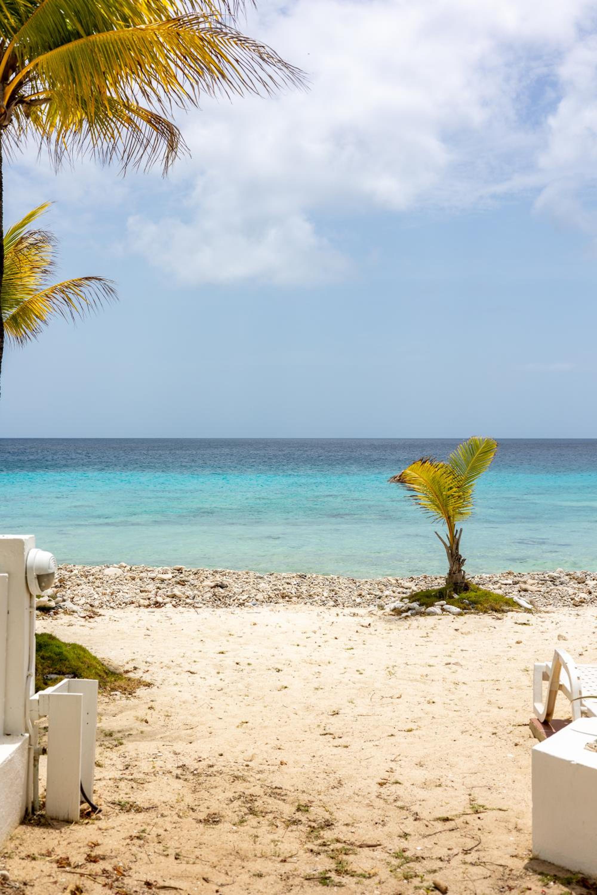 Lighthouse Beach Resort with Ocean View