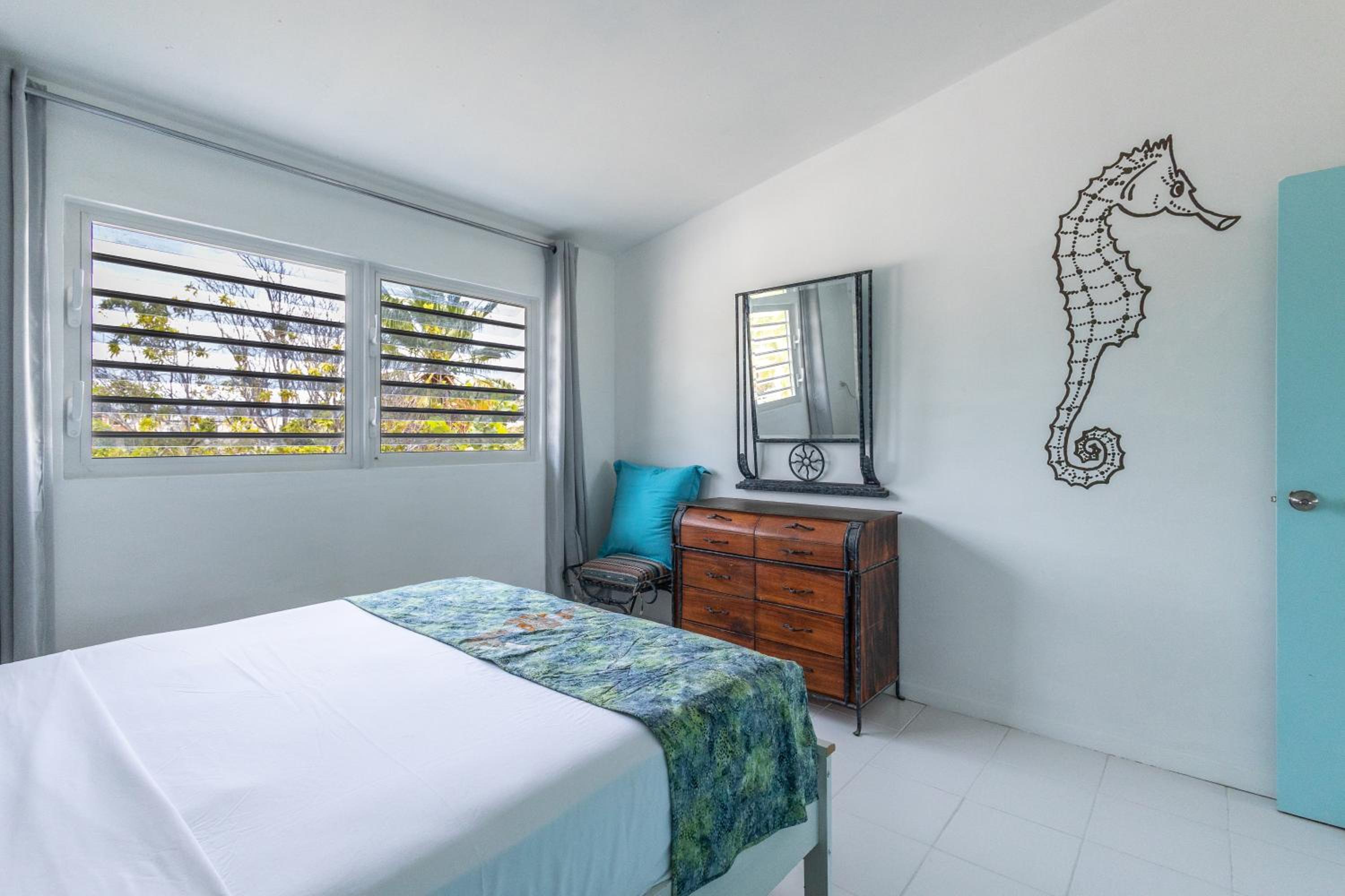 Lighthouse Beach Resort with Ocean View