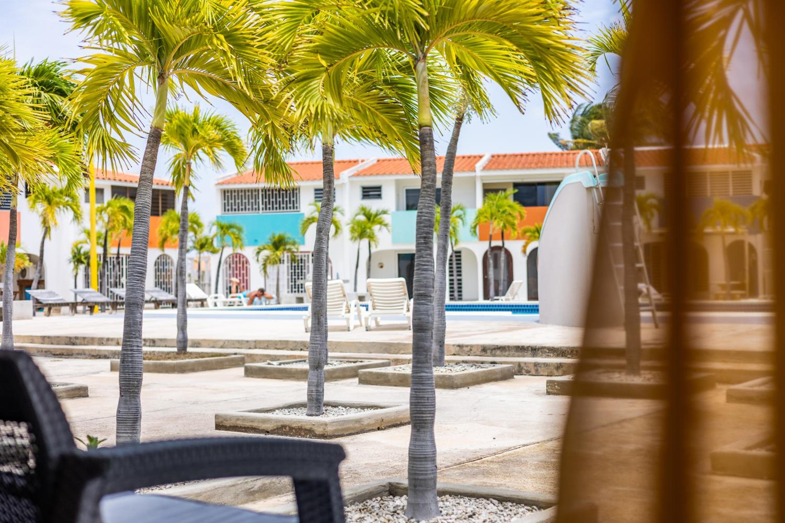 Lighthouse Beach Resort with Ocean View