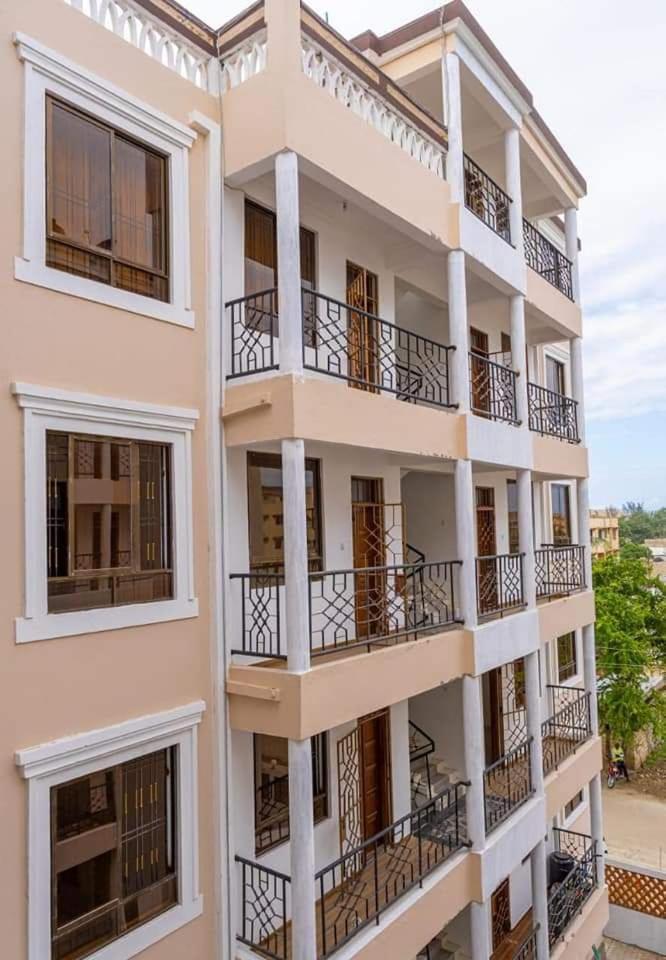 Resh Holiday Homes