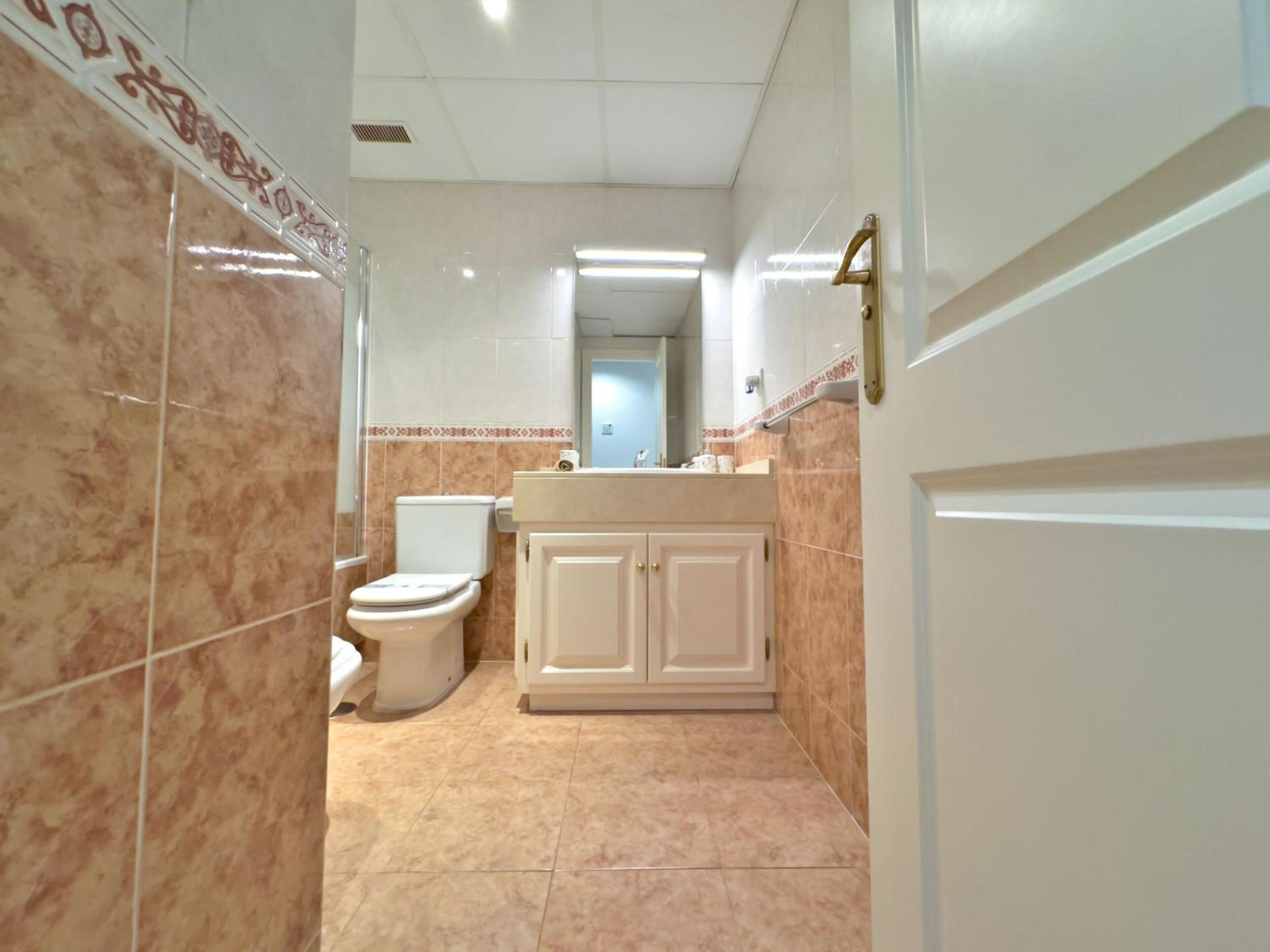 Moderno Apartamento Vacacional cerca de Puerto Banús-Playa