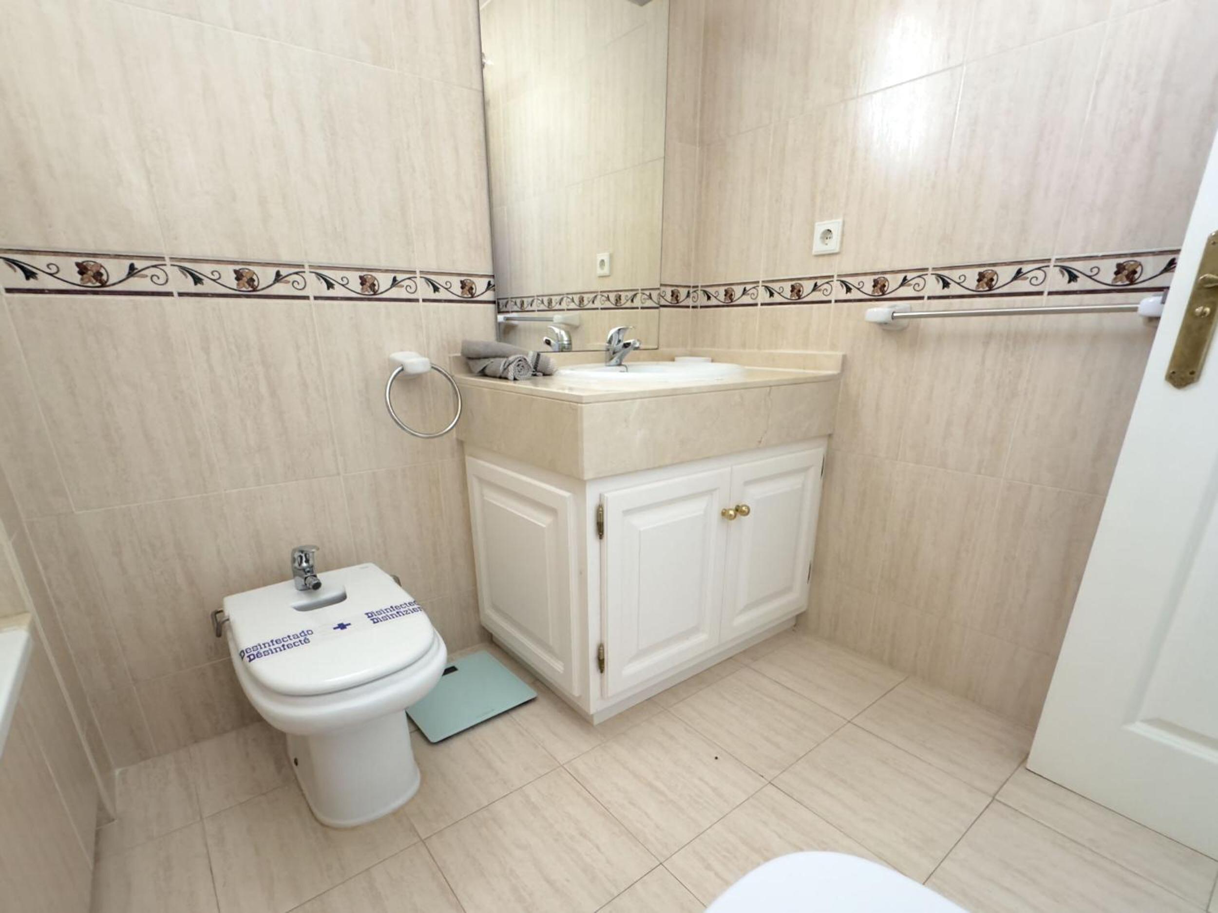 Moderno Apartamento Vacacional cerca de Puerto Banús-Playa