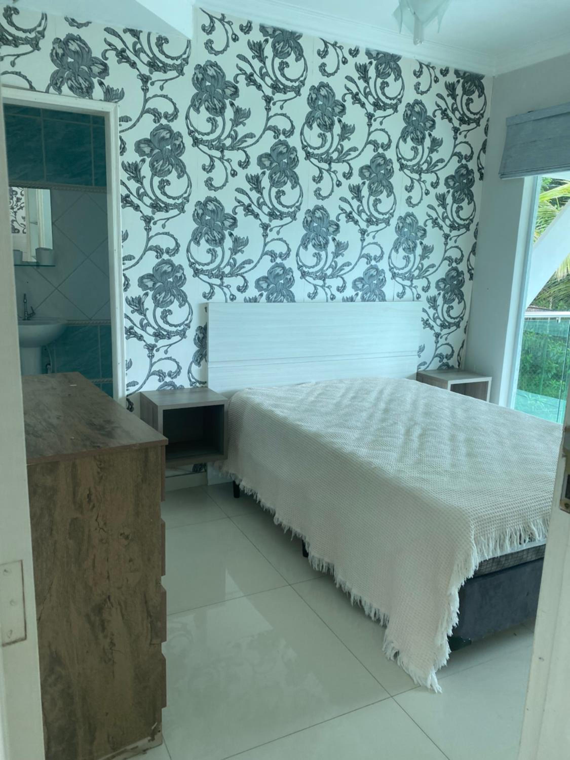 Casa de Praia em Condomínio Hanga Roa Bertioga