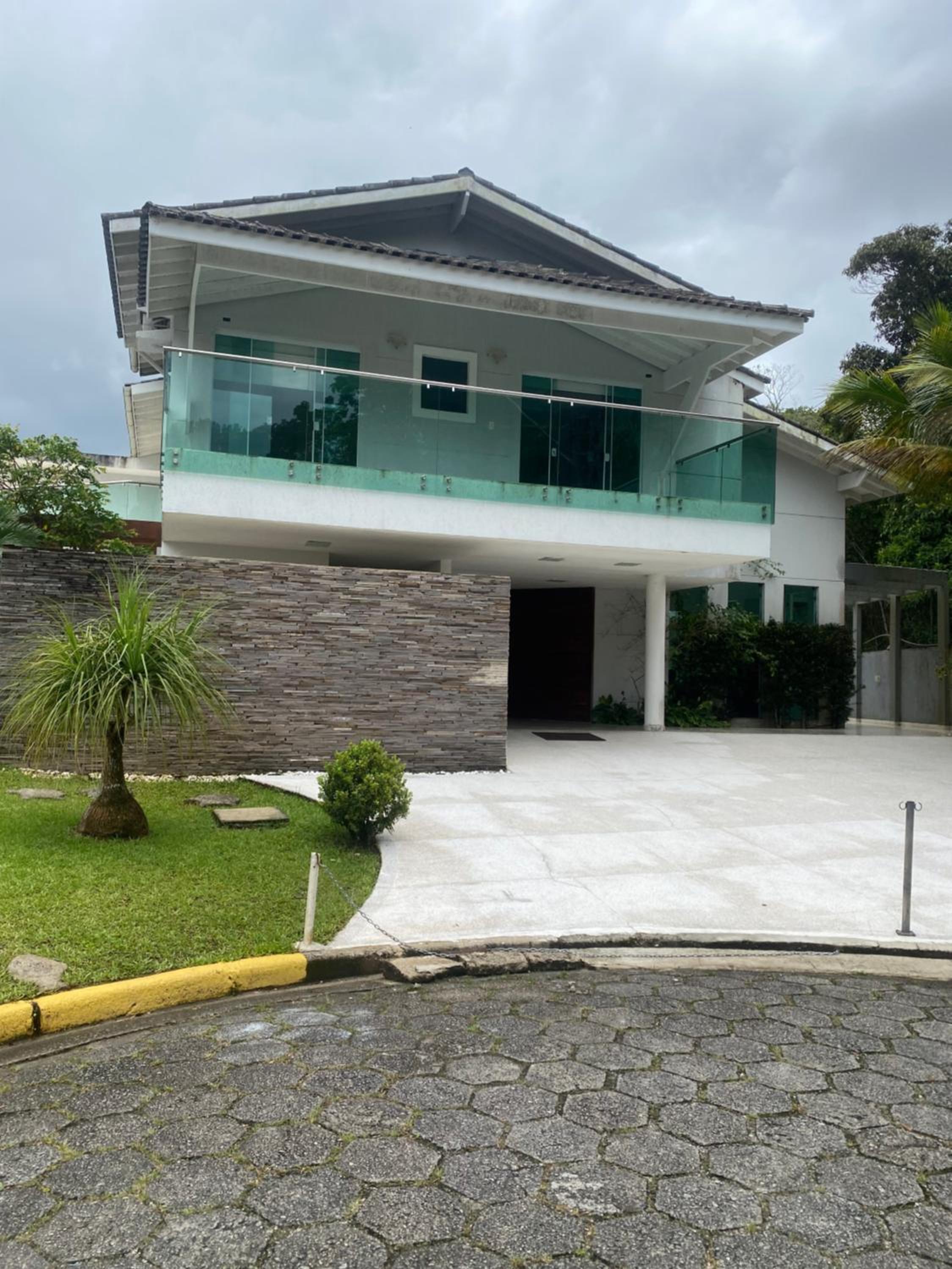 Casa de Praia em Condomínio Hanga Roa Bertioga