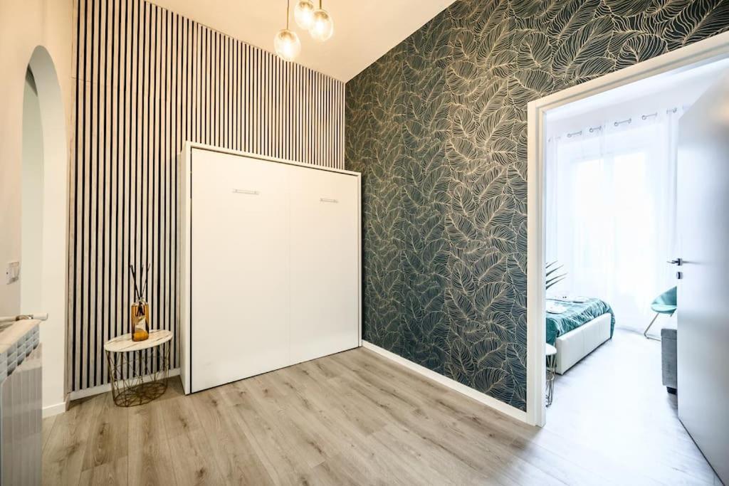 Portofino Luxury City Center - Free Parking - AC view 3