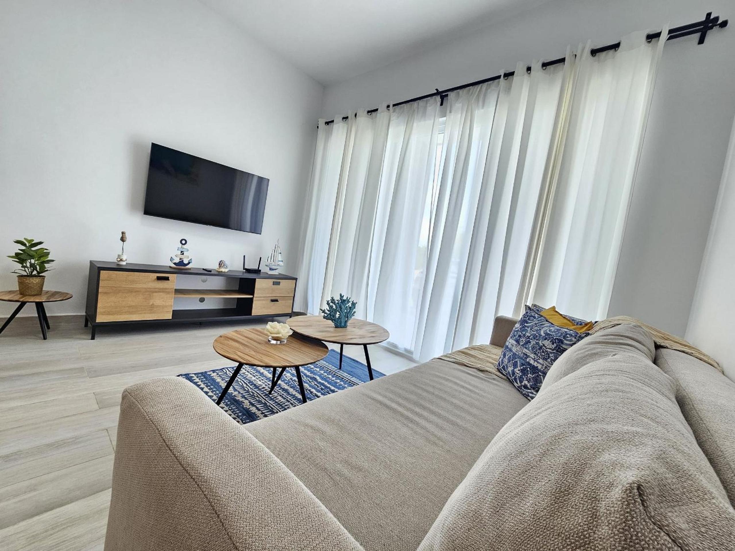 Paradise 1BDR APT in front of Hard Rock Hotel view 2