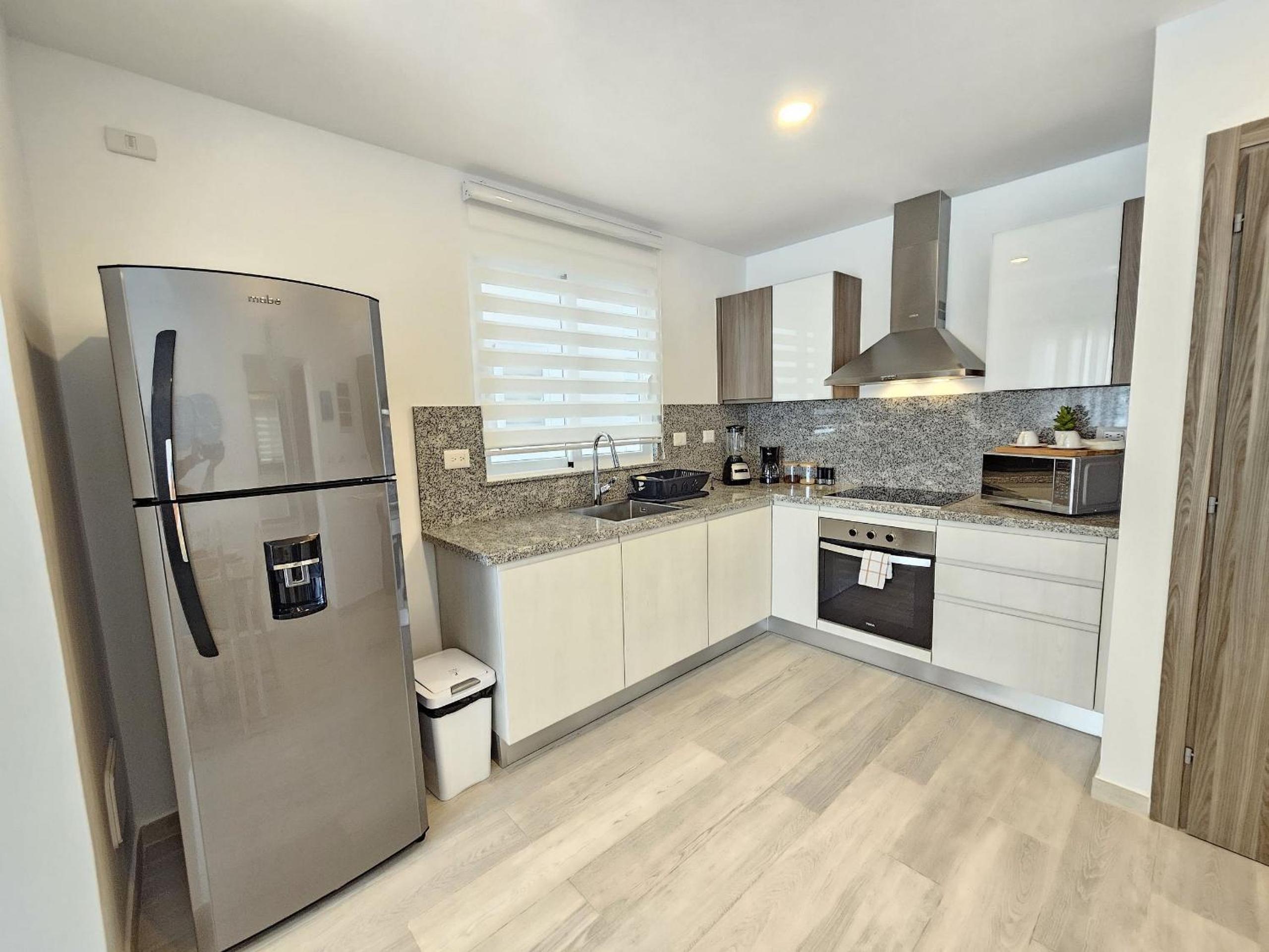 Paradise 1BDR APT in front of Hard Rock Hotel view 5