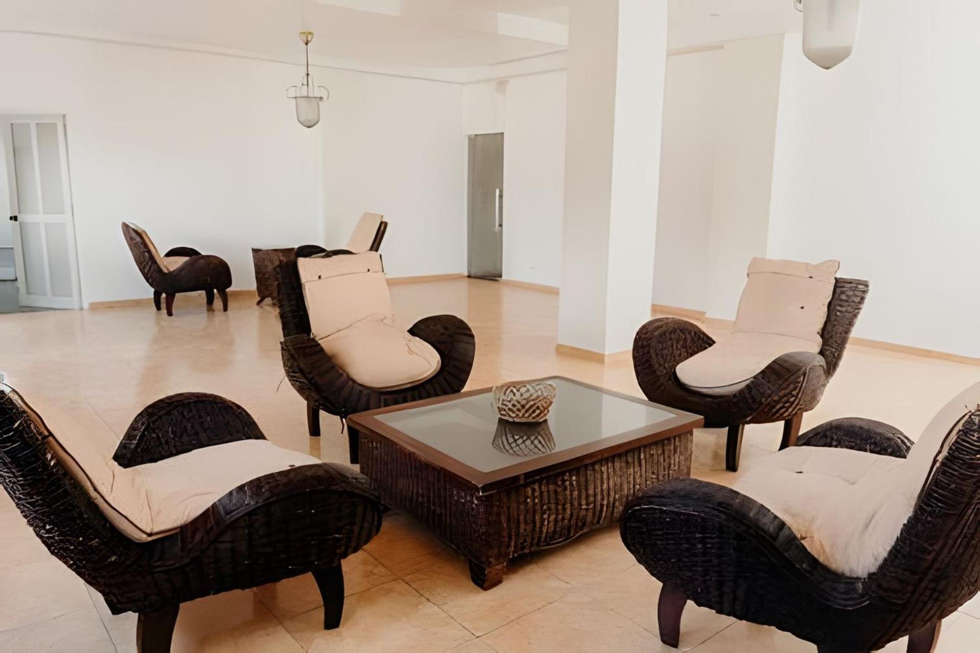Oceanfront 3 Bedroom With Jacuzzi and Pool