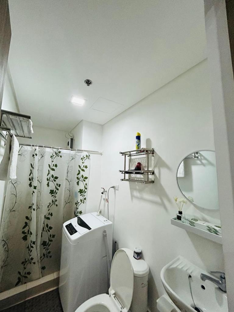 Jasrich Suite Behind SM trece martires HOPE RESIDENCES SMDC view 4