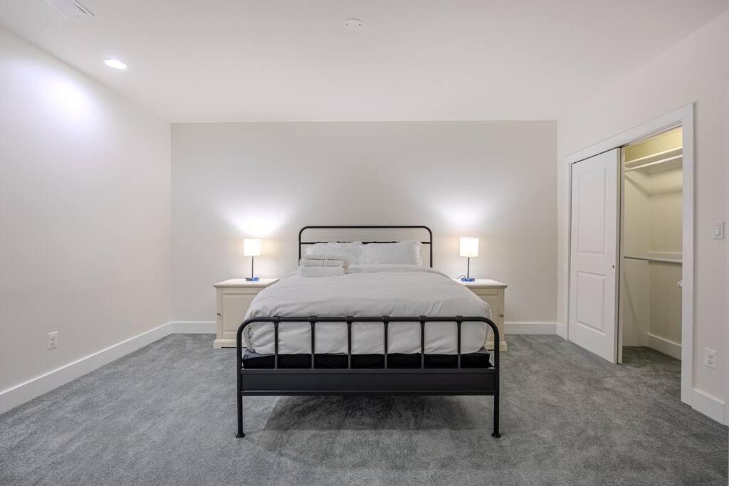 Luxurious Home Retreat with Gym Near DC
