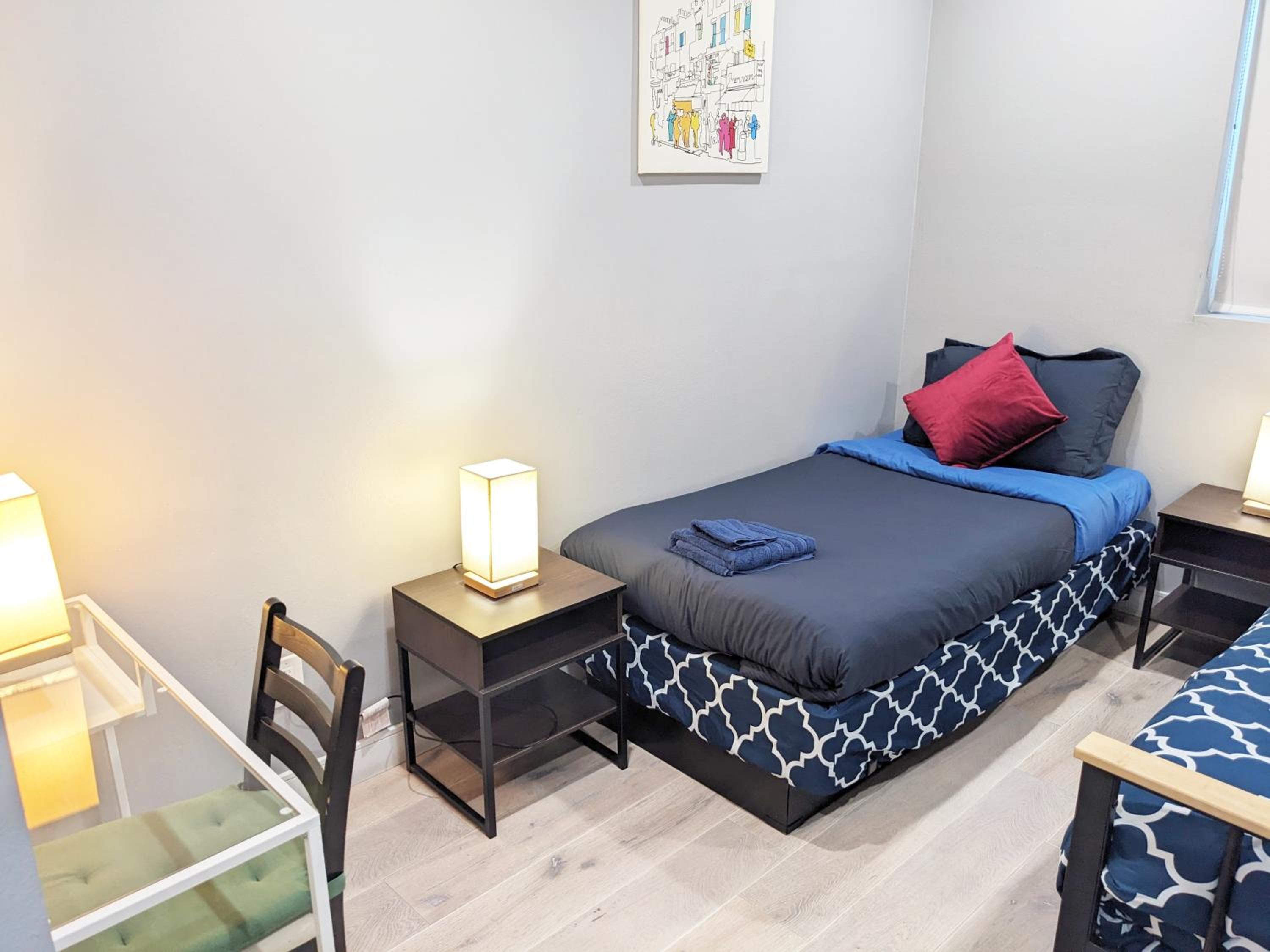 Lucky Charm 4 Bedroom Mid-City Apartment