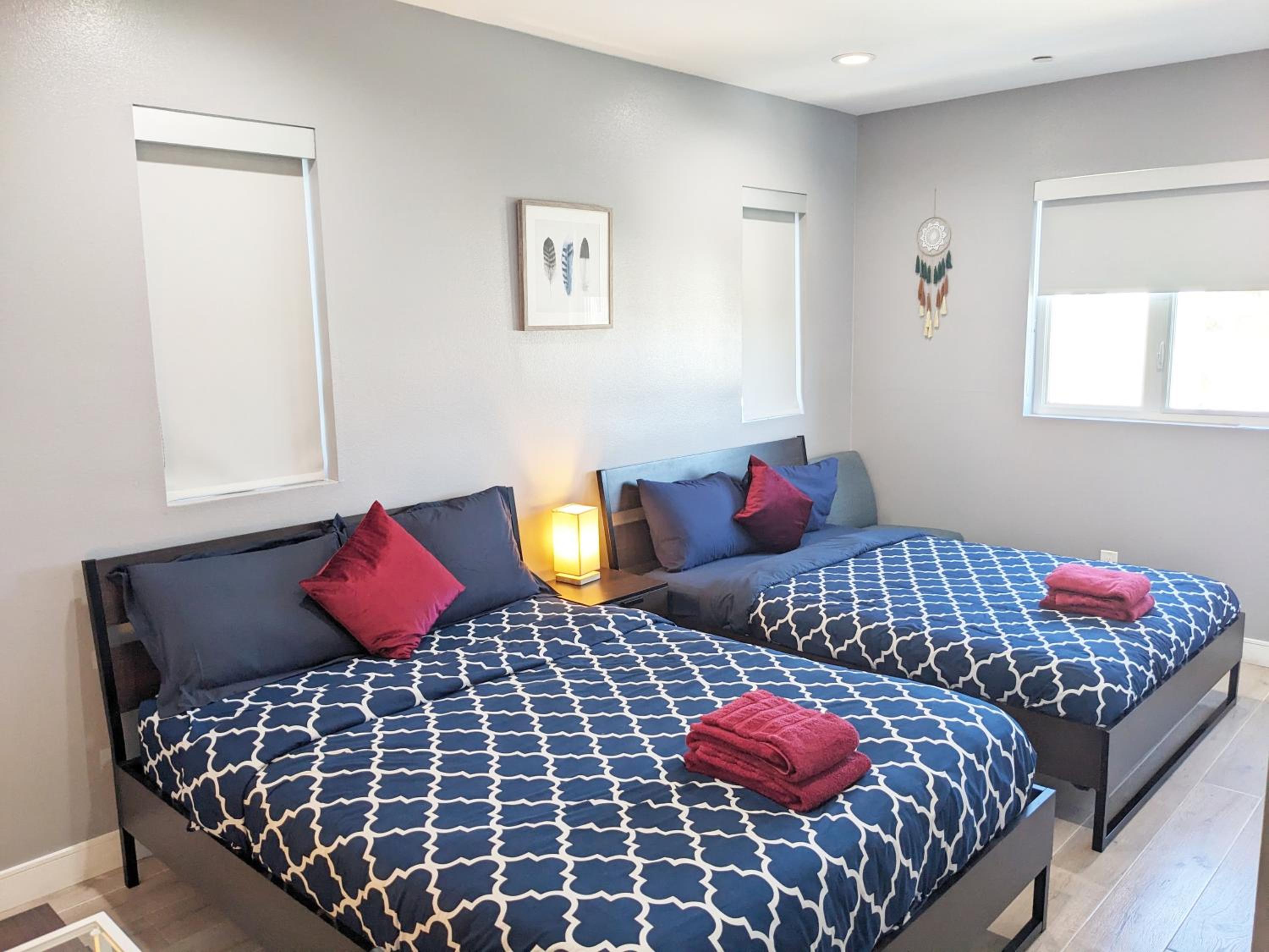 Lucky Charm 4 Bedroom Mid-City Apartment