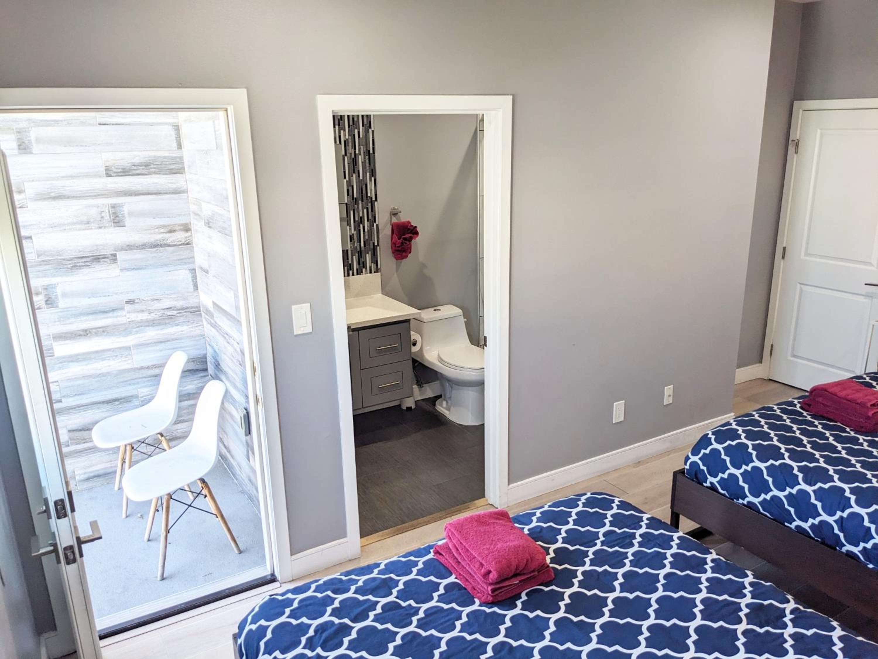 Lucky Charm 4 Bedroom Mid-City Apartment