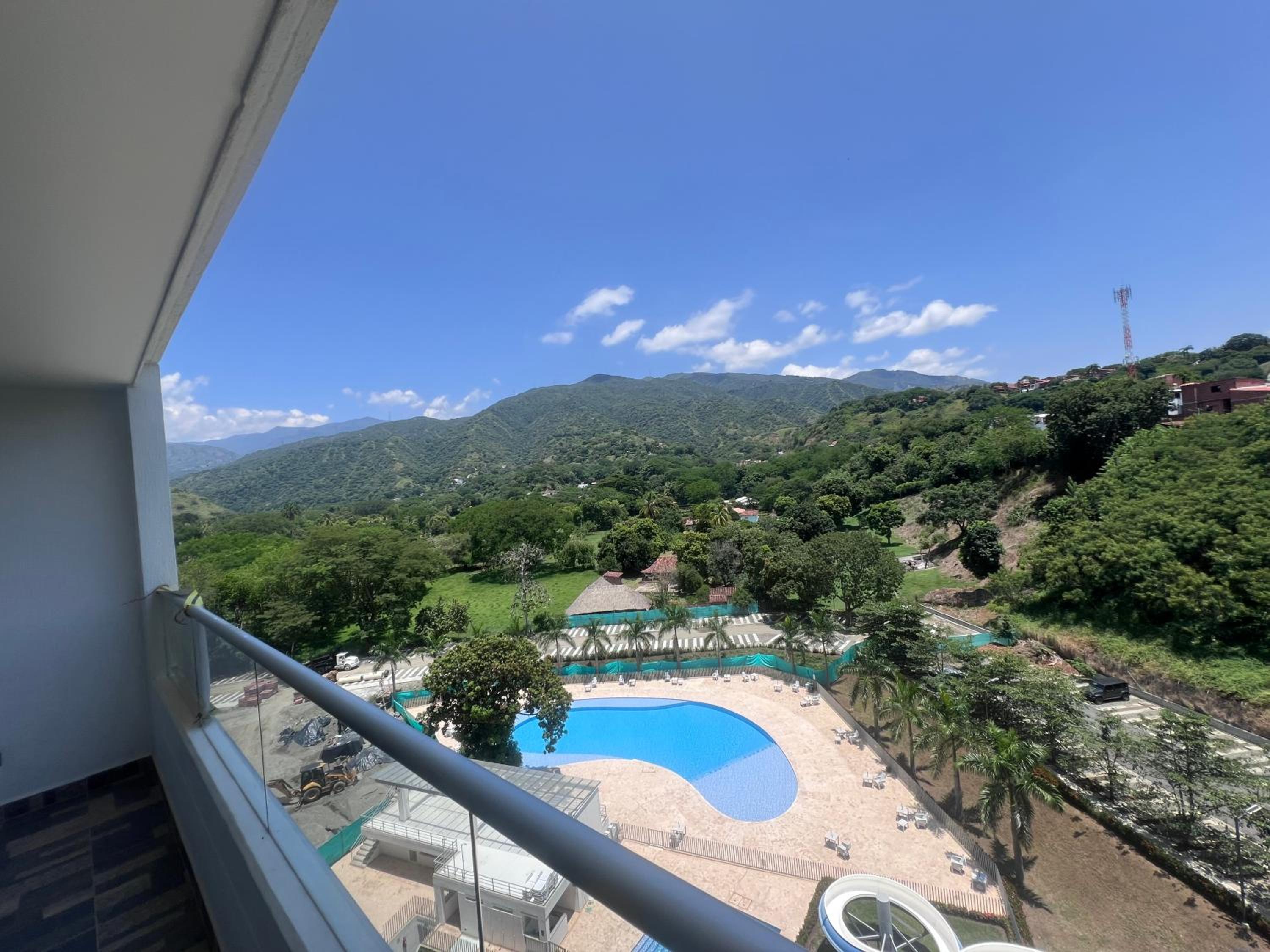 occidente colonial santa fe de Antioquia tipo resort Aparta sol tobogán kanaloa parque acuático