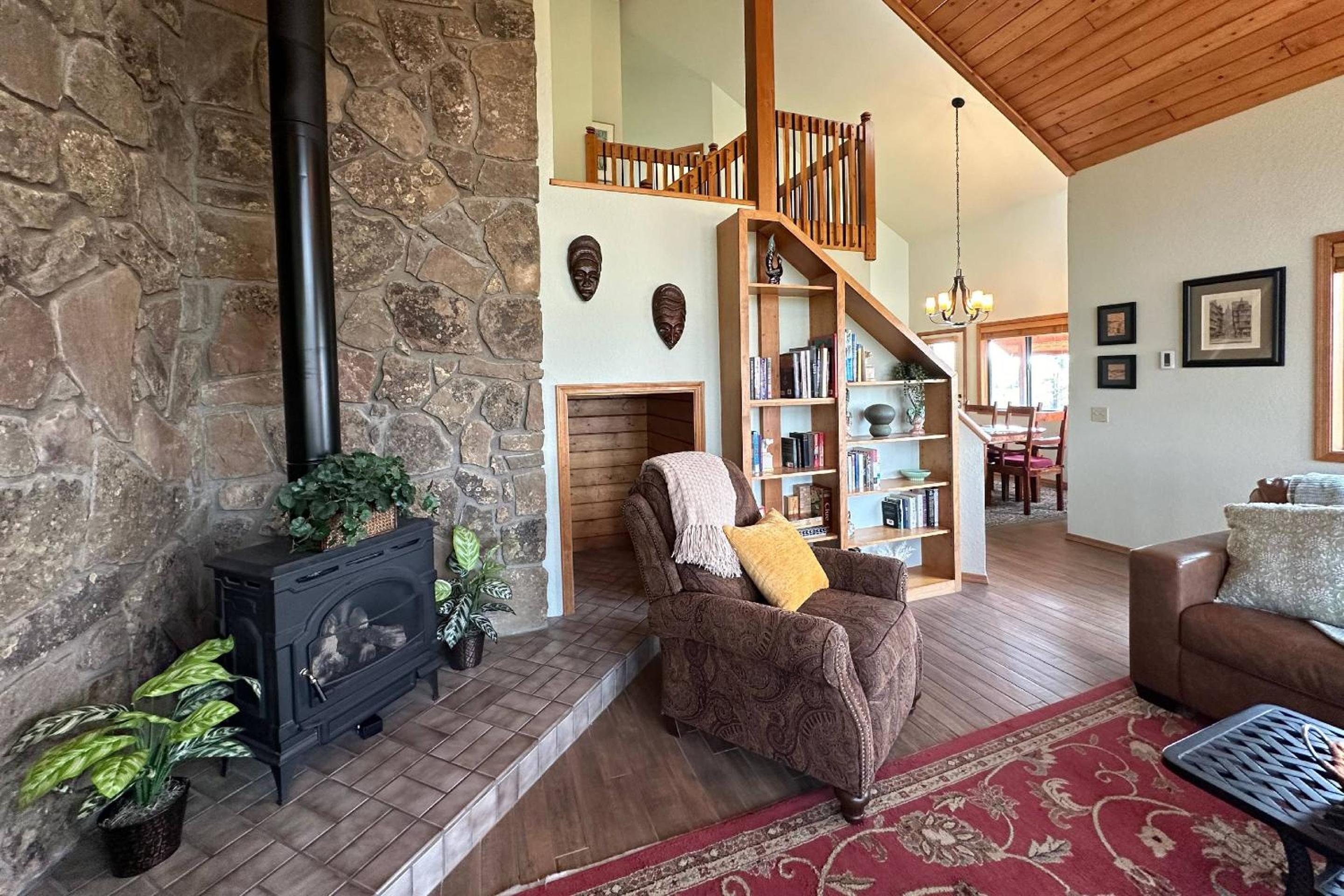 567 Stevens Circle view 4