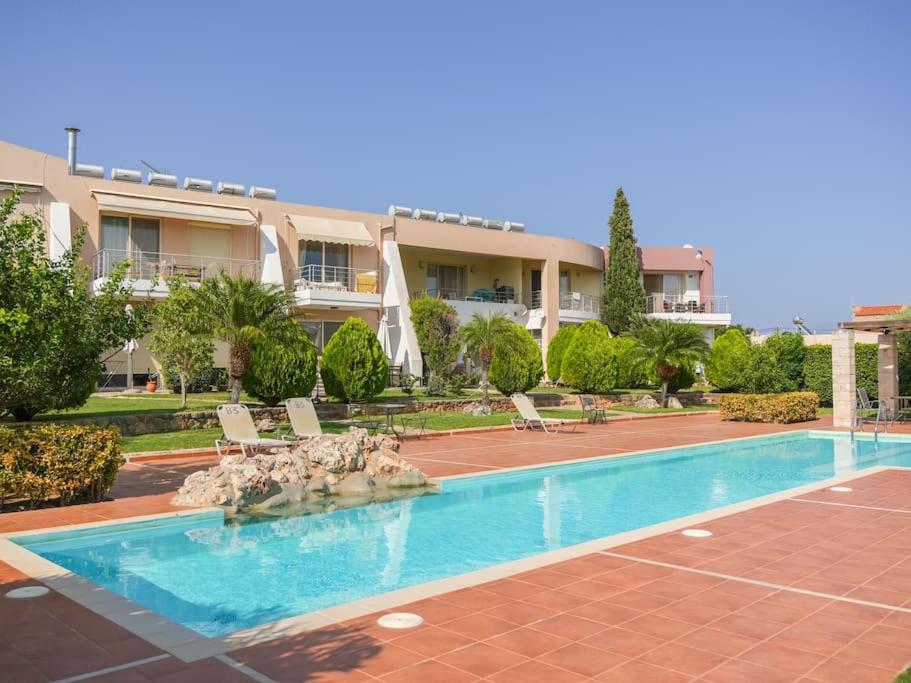 Cisterna Apartment - Shared Pool