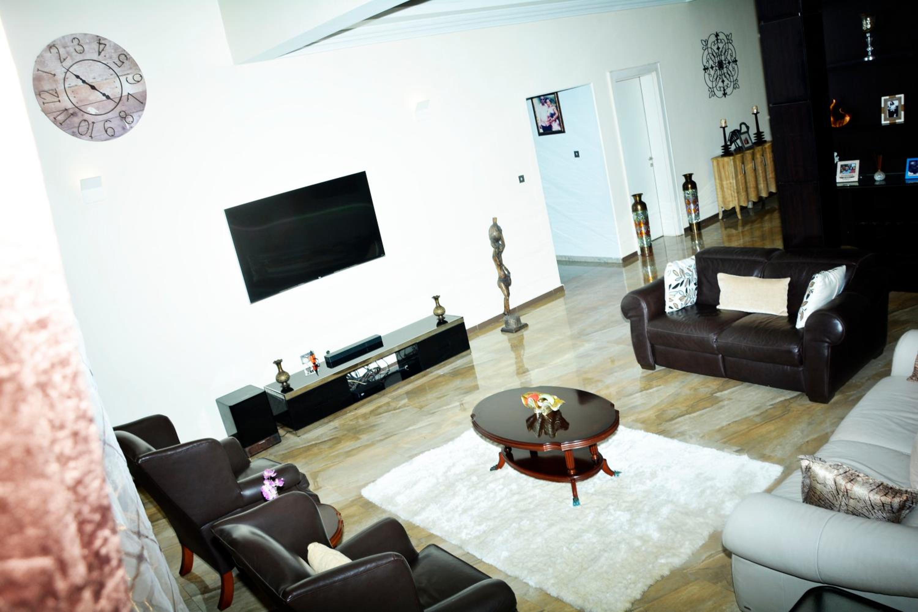 House 3, photo 9
