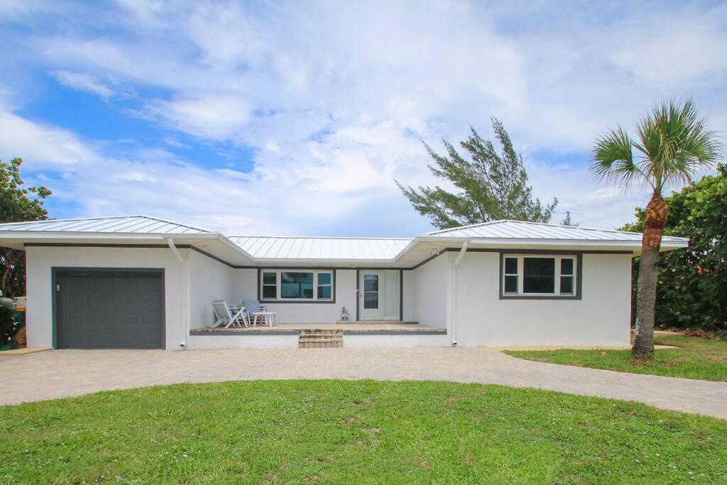 Oceanfront Modern Home with Private Beach view 2