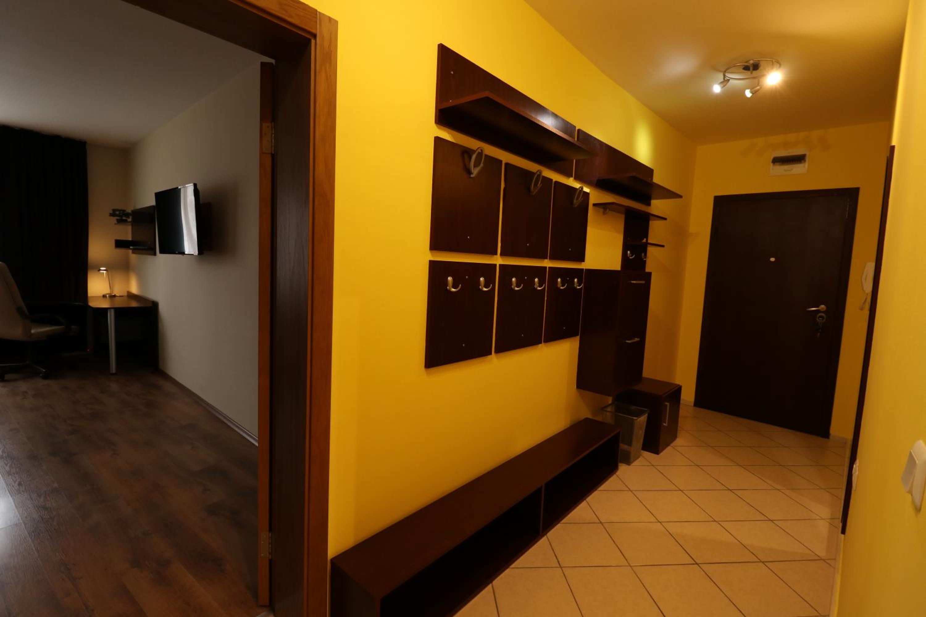 Varna Garden View Apartment