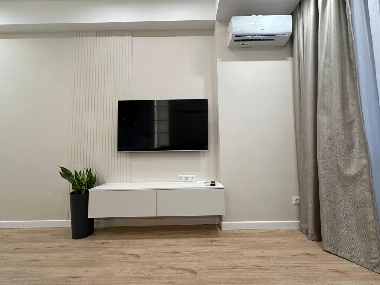 Continental apartment near Vefa center view 2