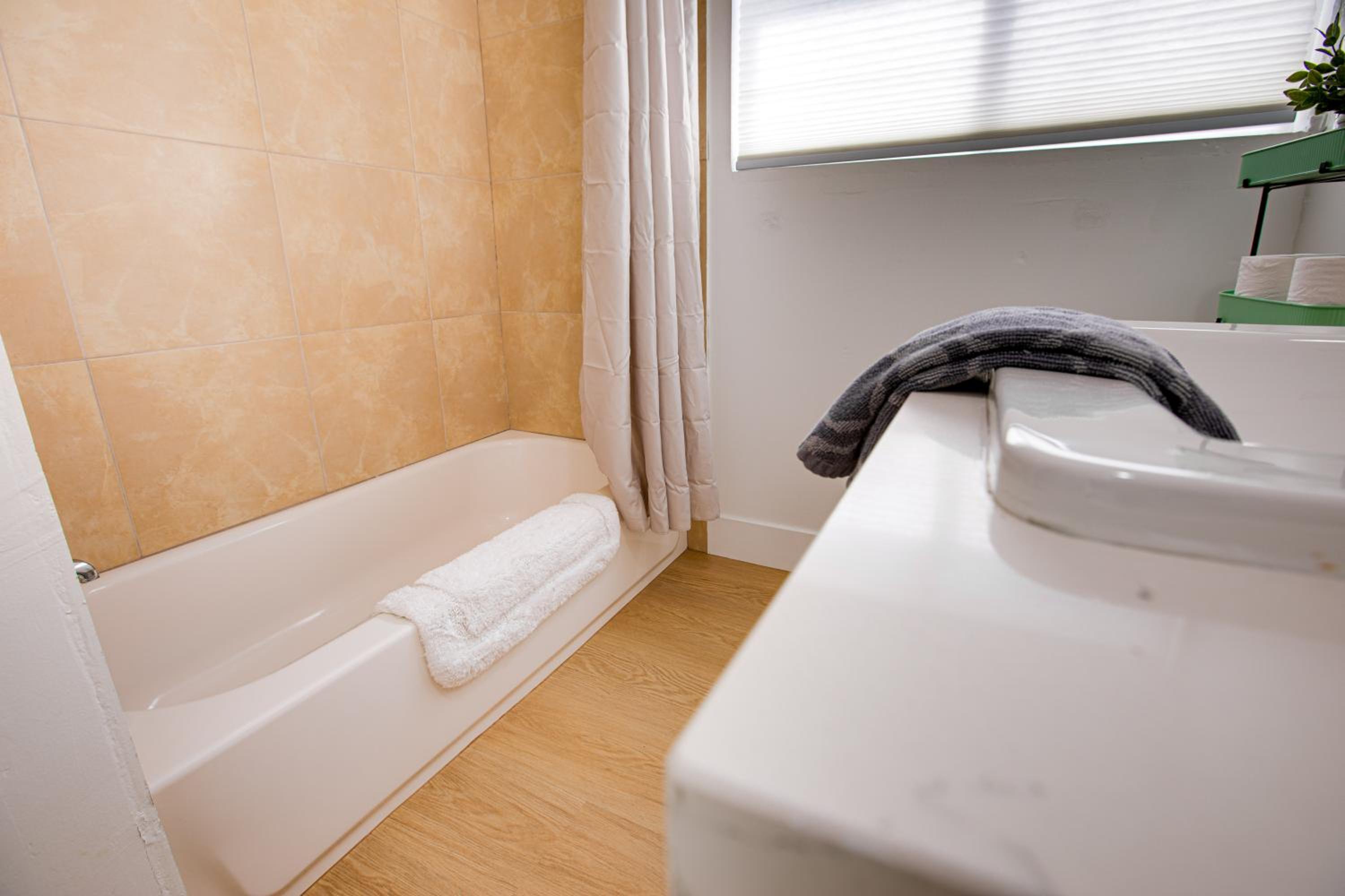 Cozy Private Studio in Granada Hills Near CSUN, Universal - Property Image 14