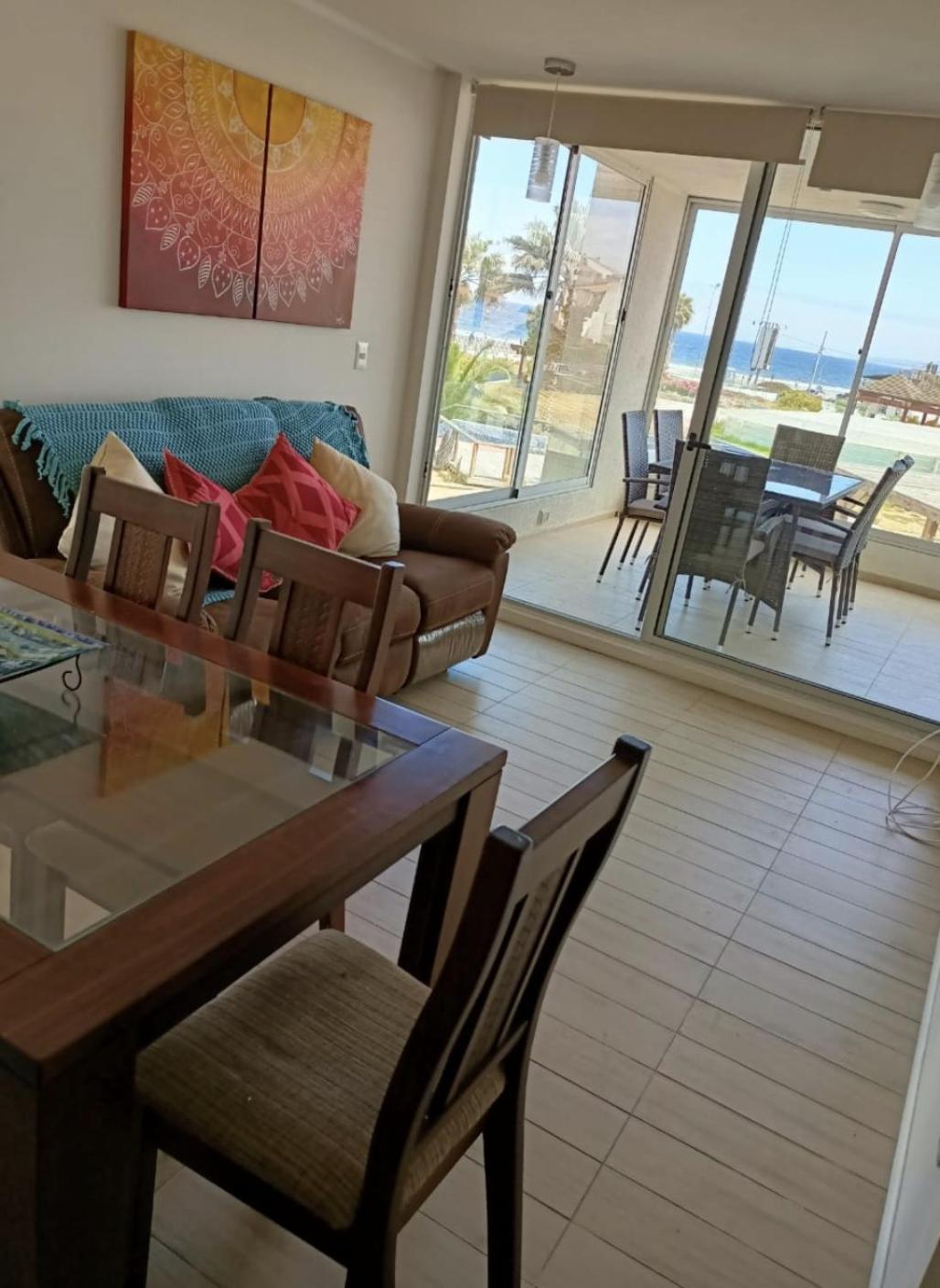 Departamento frente al mar a pasos del enyoy