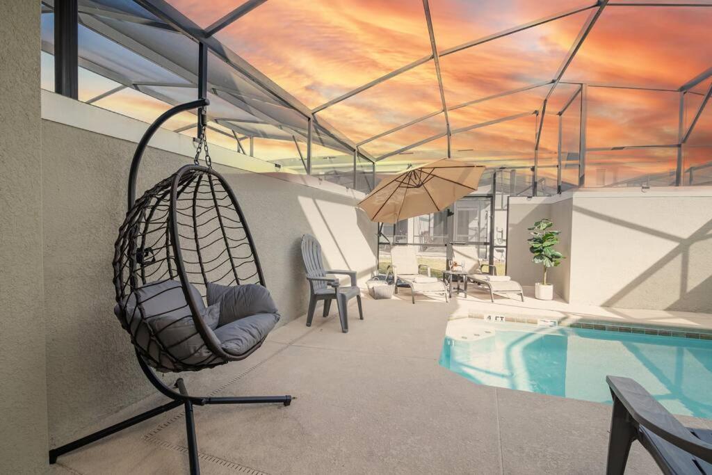 EPIC STYLISh retreat With Free water park near Disney view 5