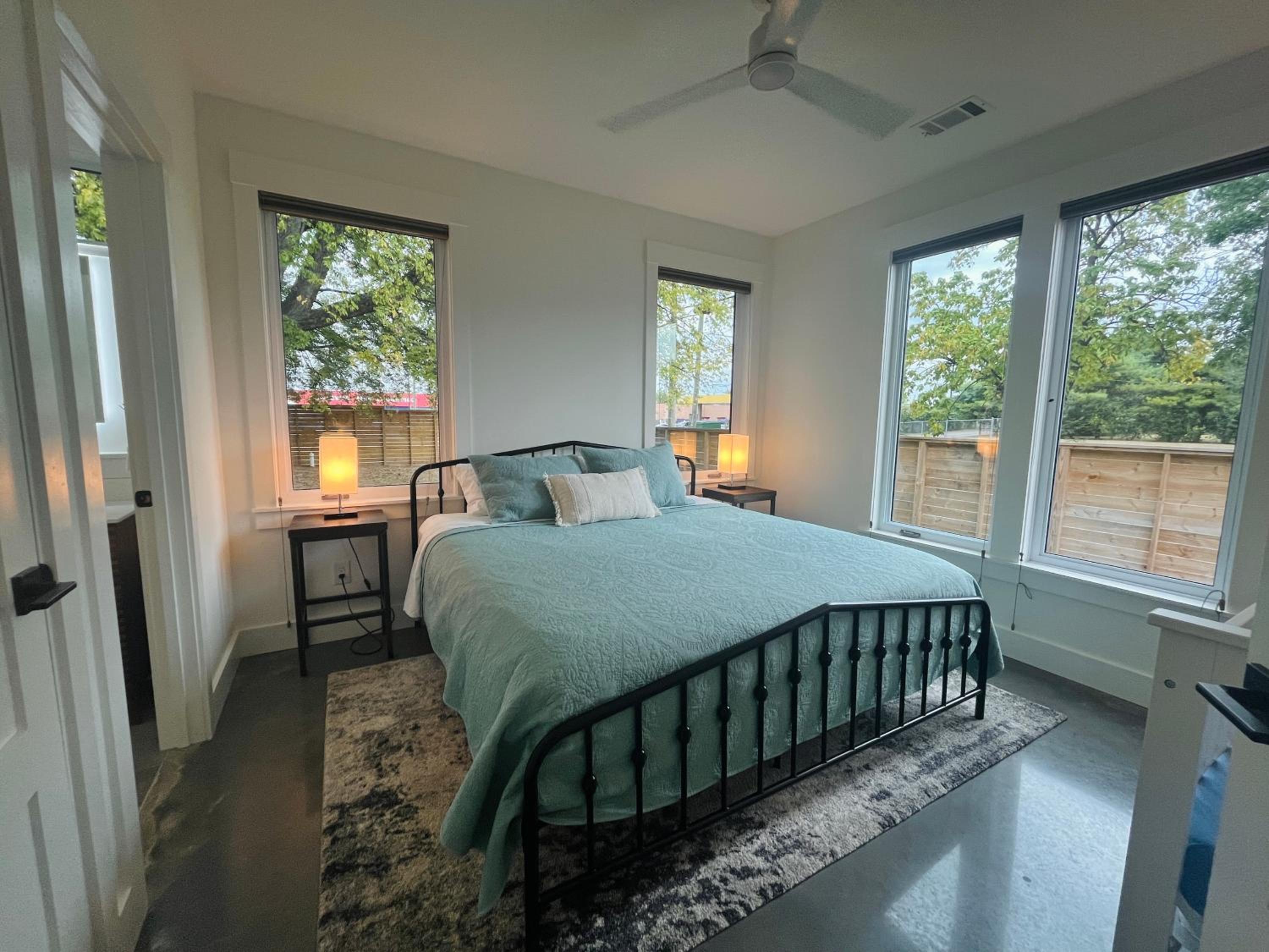 Restful sanctuary minutes from downtown