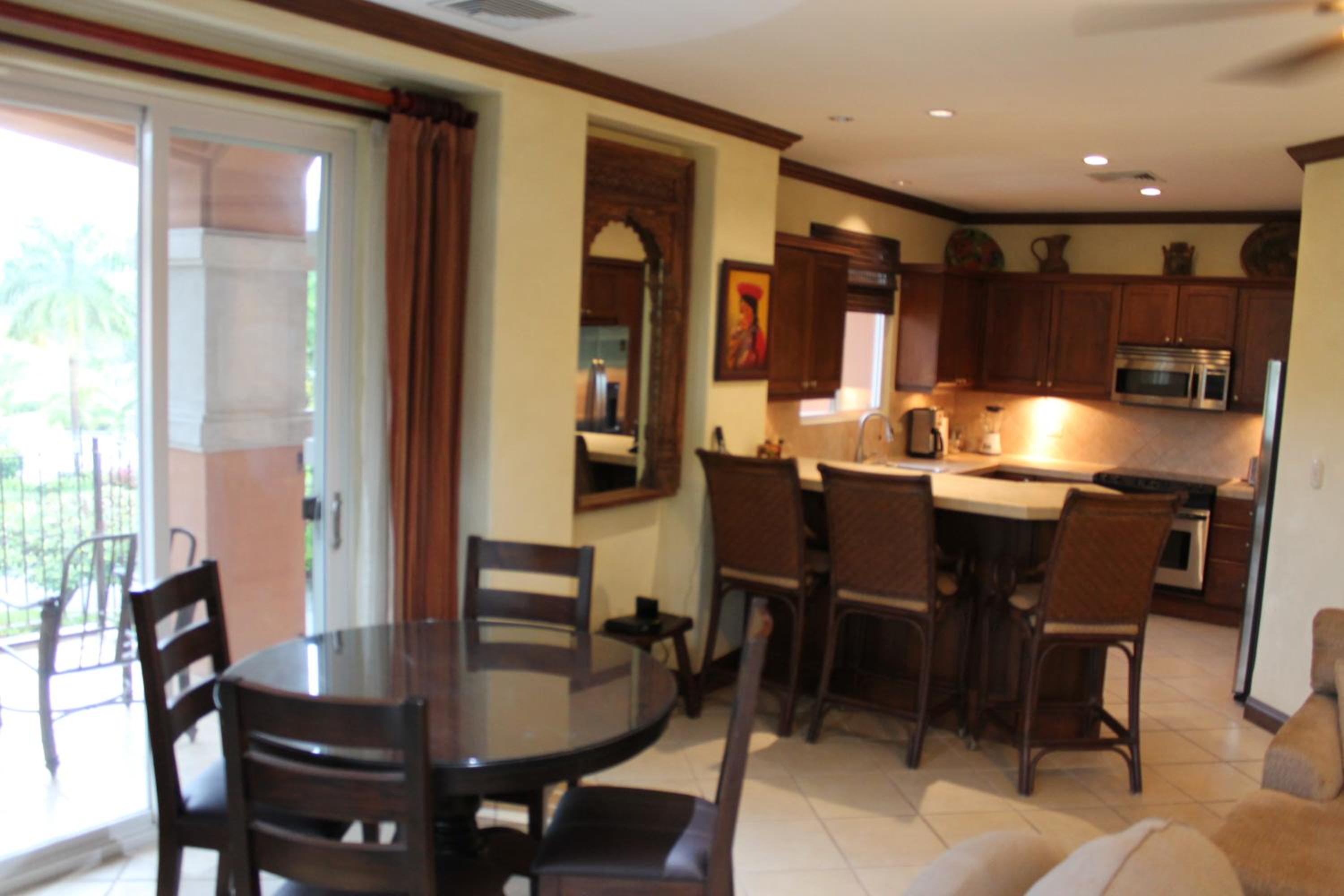 Ocean front Herradura Bay Condo, Costa Rica