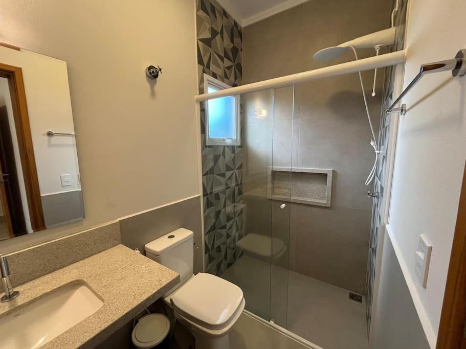 Casa Mero no Residencial Mar Verde em Caraguatatuba