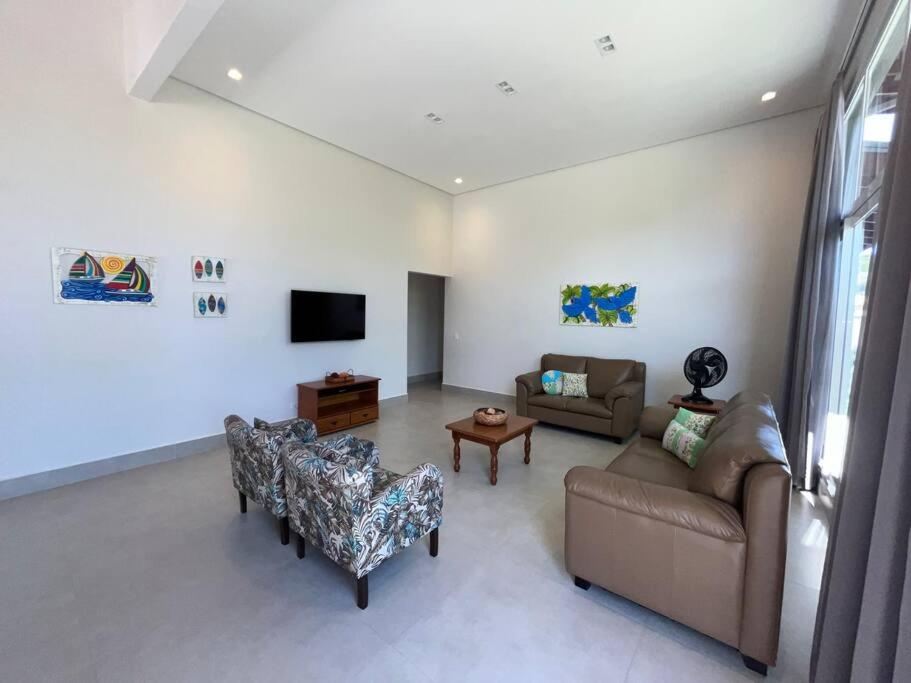 Casa Mero no Residencial Mar Verde em Caraguatatuba