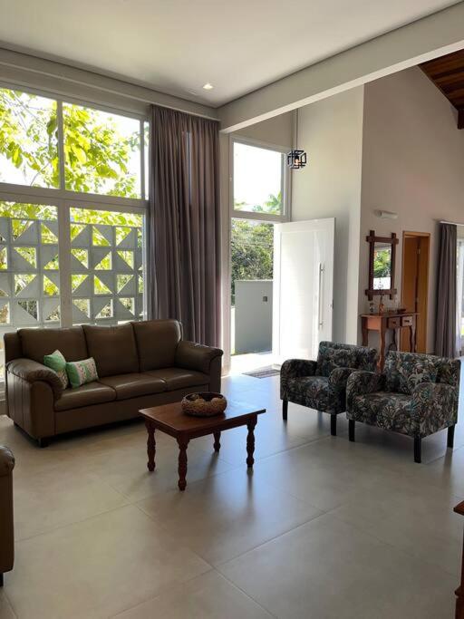 Casa Mero no Residencial Mar Verde em Caraguatatuba