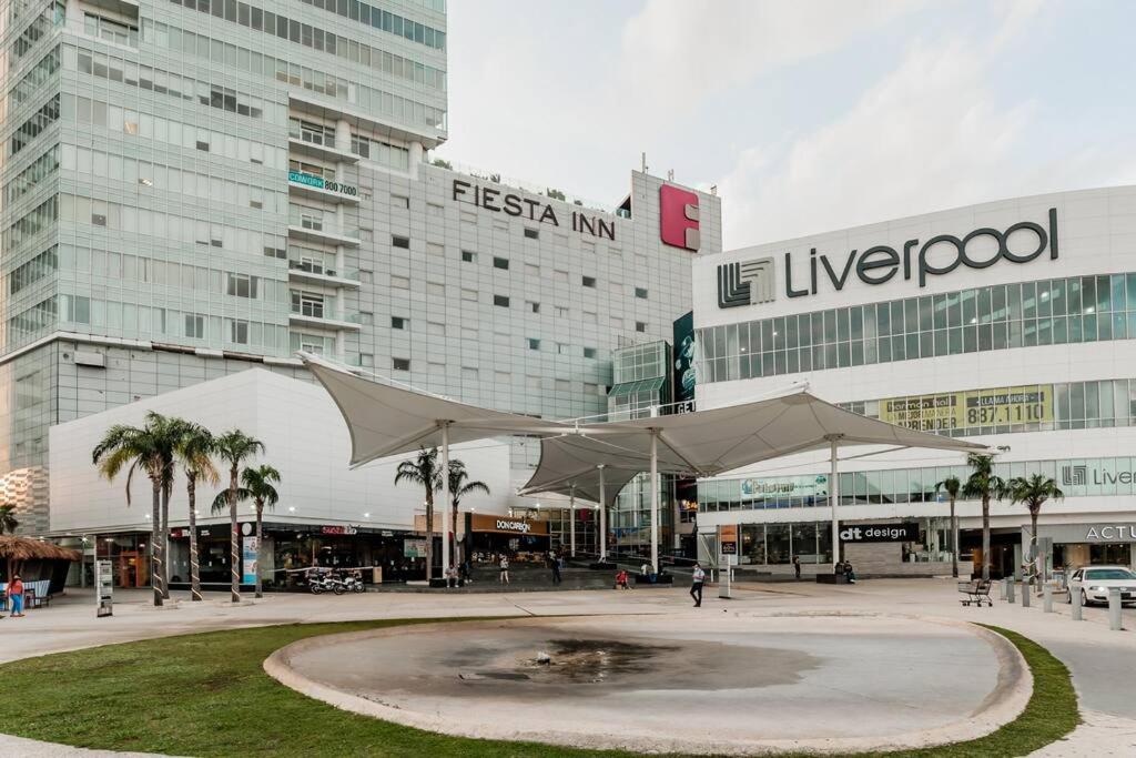 Stylish one BR APT with lagoon view in DT Cancún