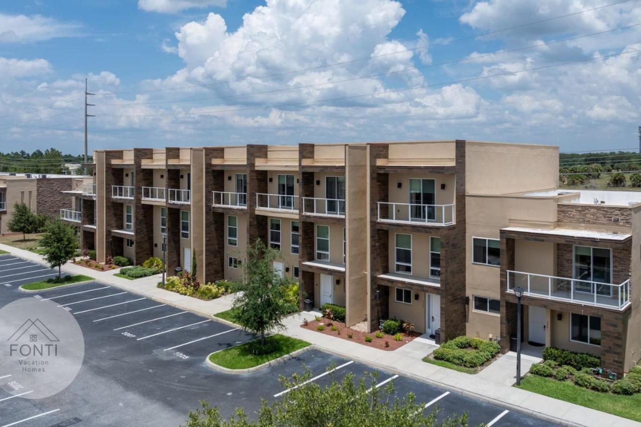 Luxury 4BR Townhouse Next to Disney Orlando 3201