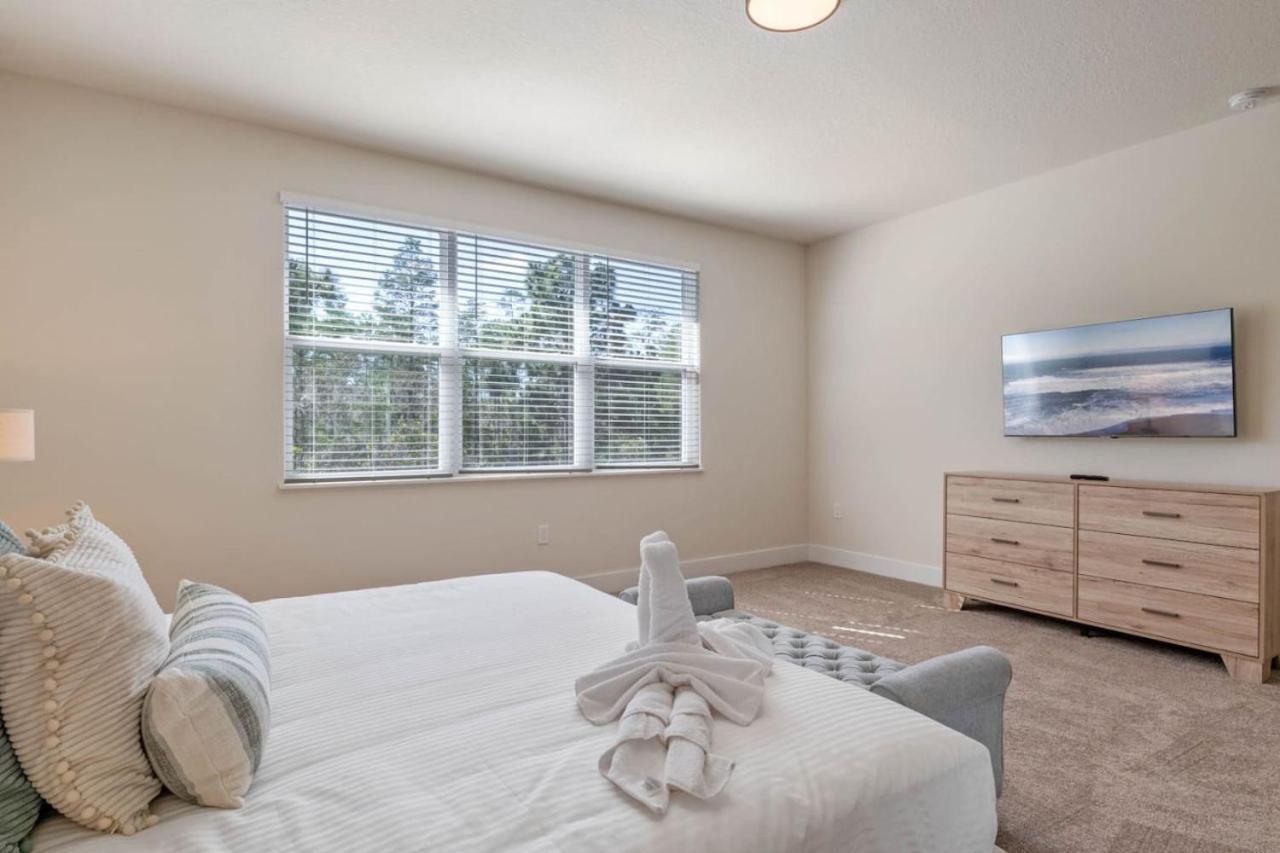 Modern Townhouse Heated Pool Disney Orlando 17244