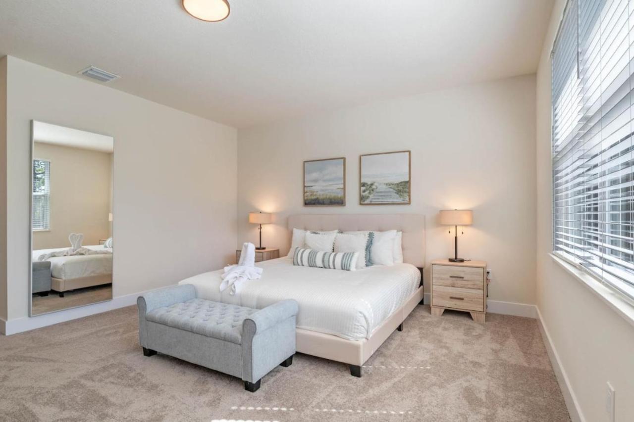 Modern Townhouse Heated Pool Disney Orlando 17244